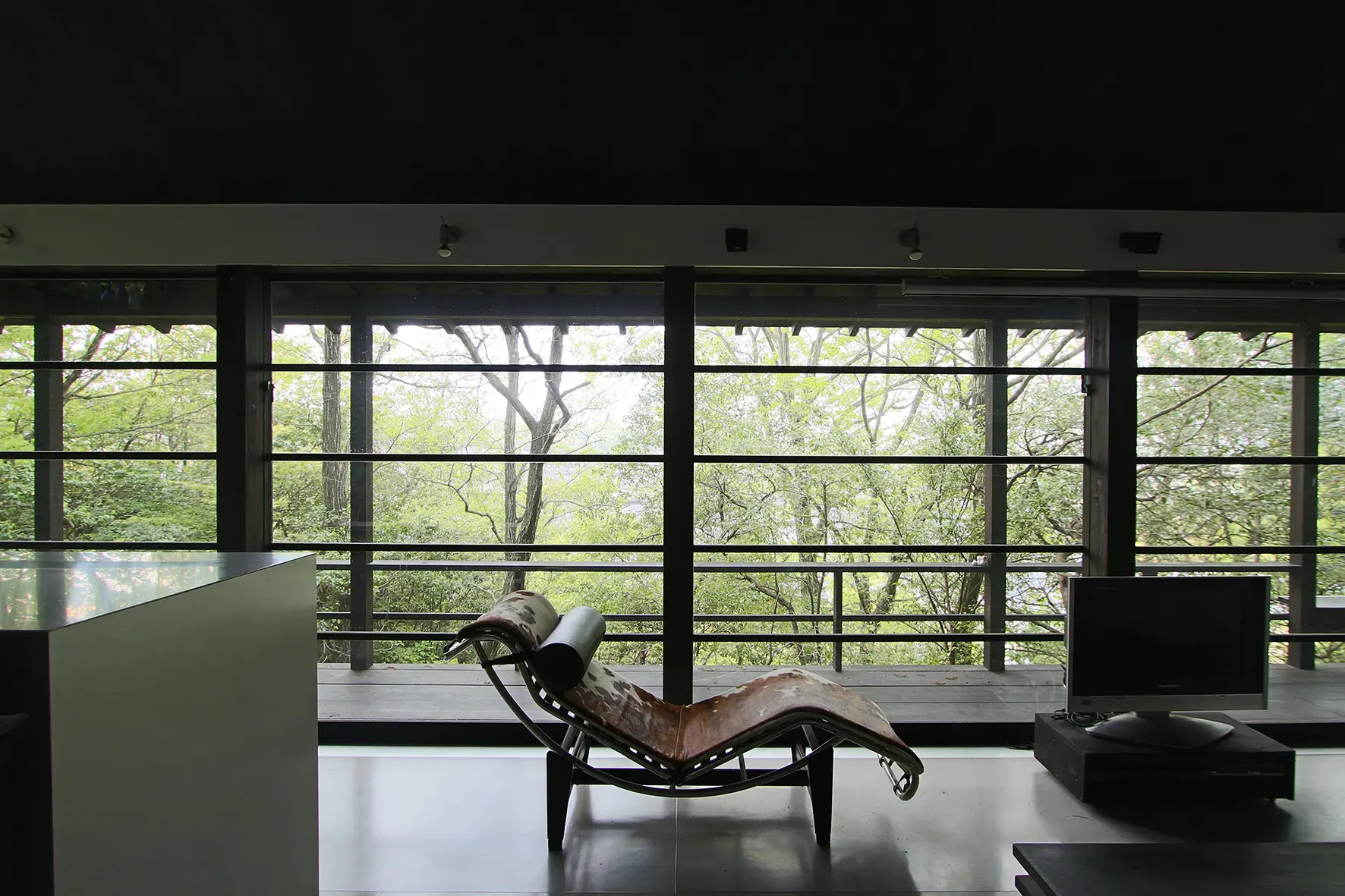 Gallery slide image