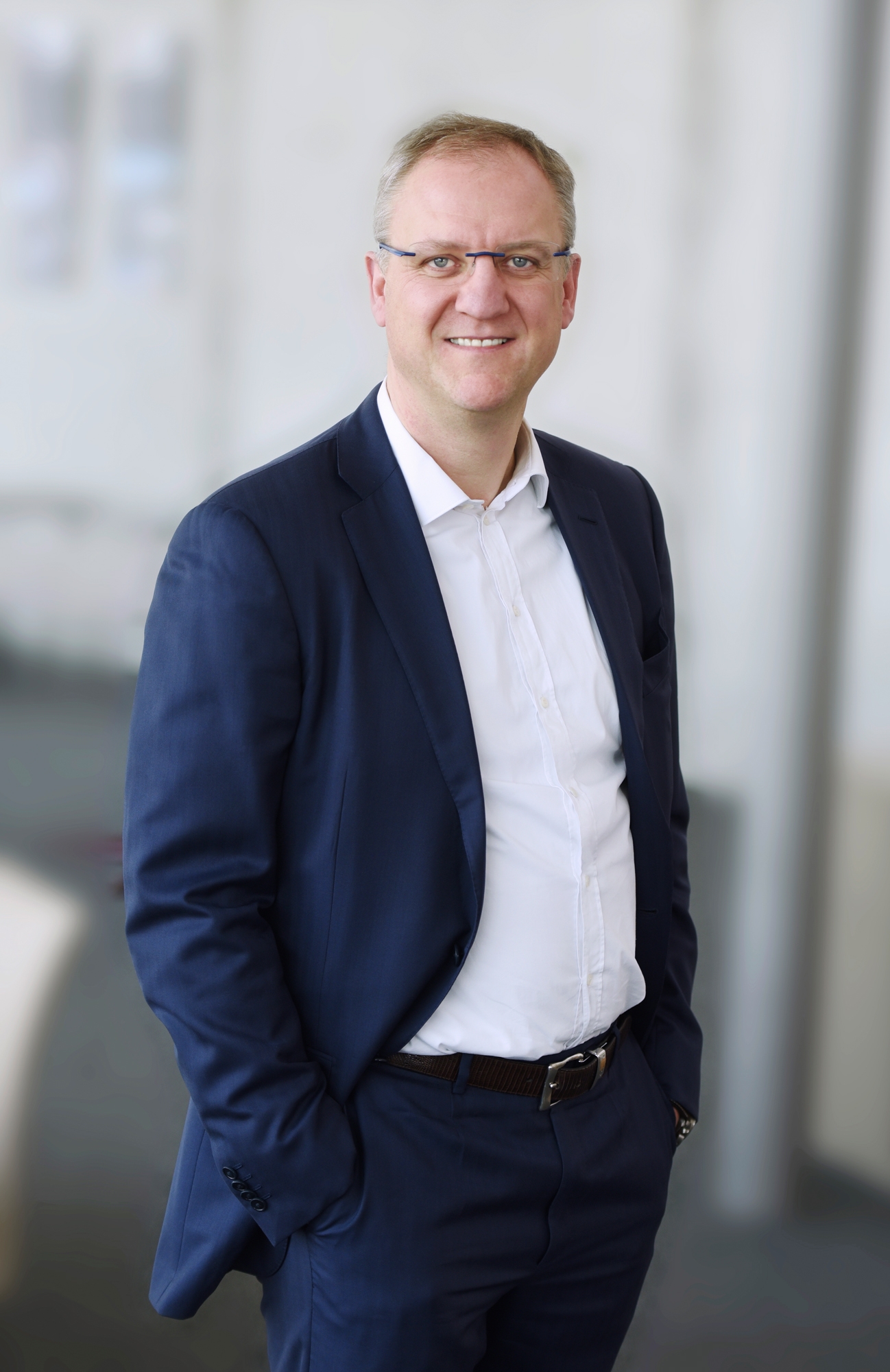 Dr. Patric Draenert