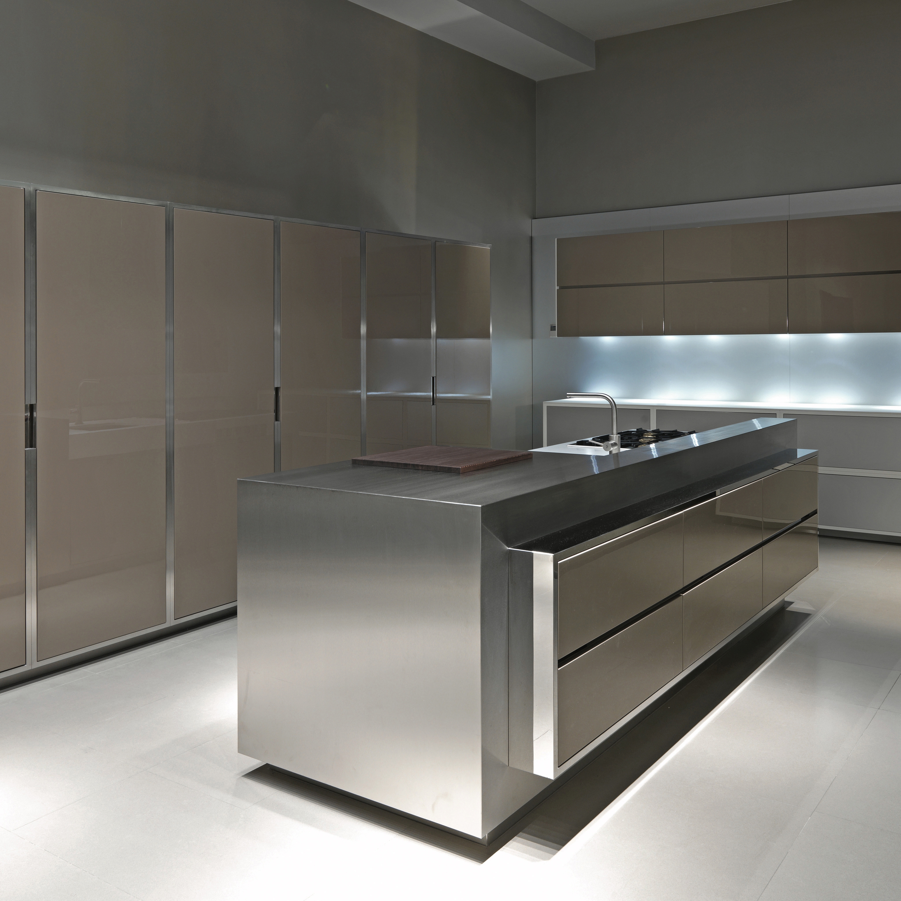 Produkt Prog.063 des Herstellers STRATO anzeigen