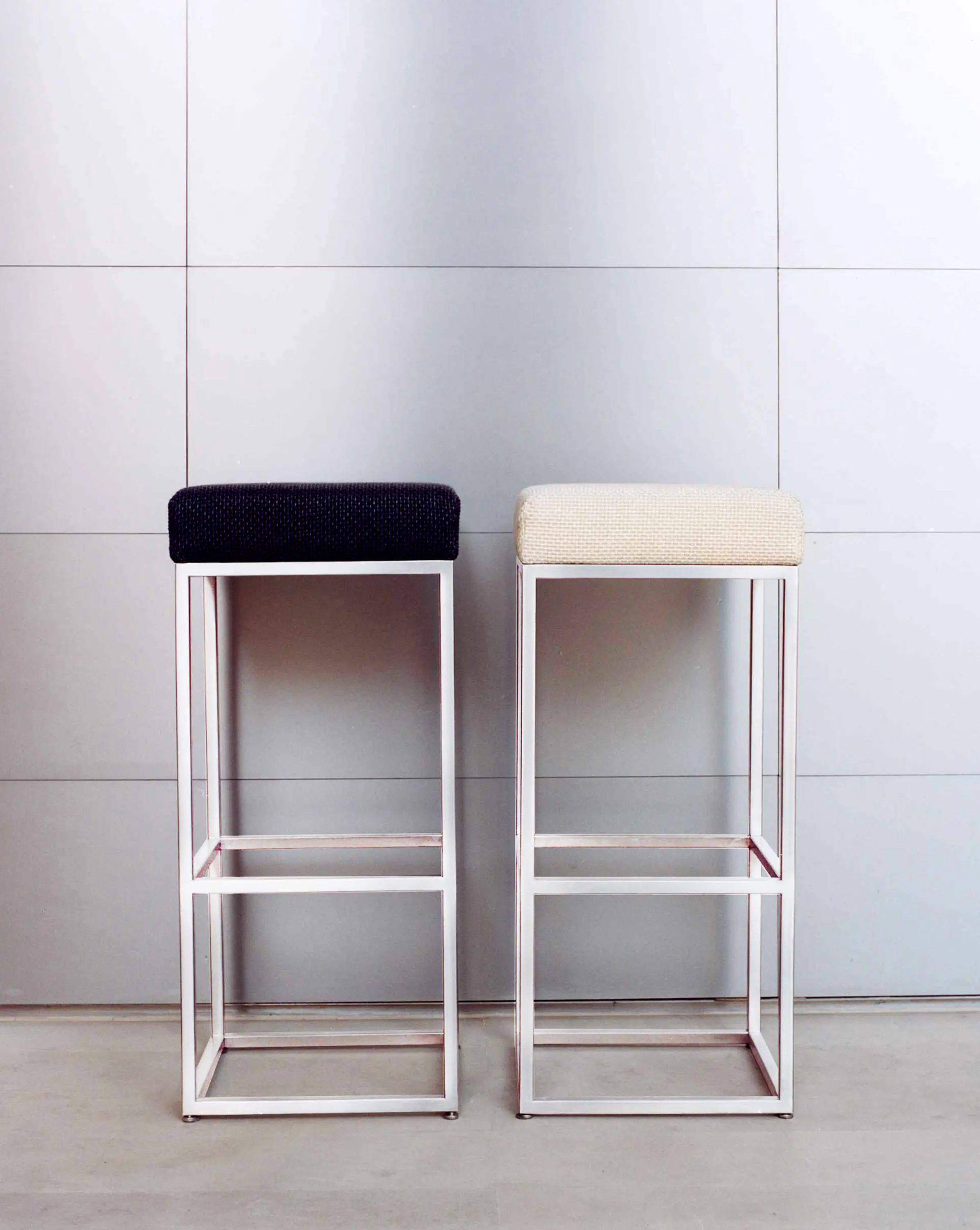 STRATO - S05 Stool