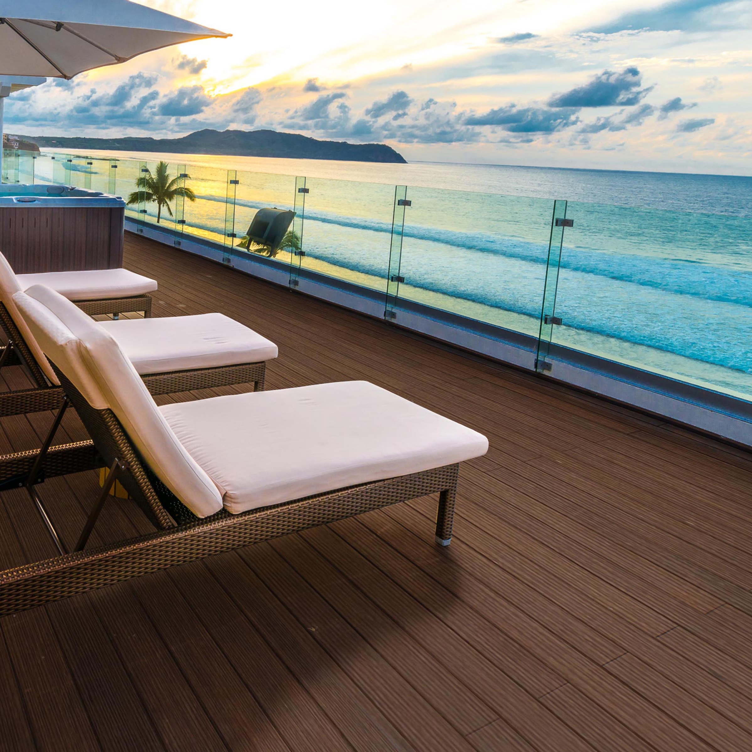 Ecolegno Decking round hole