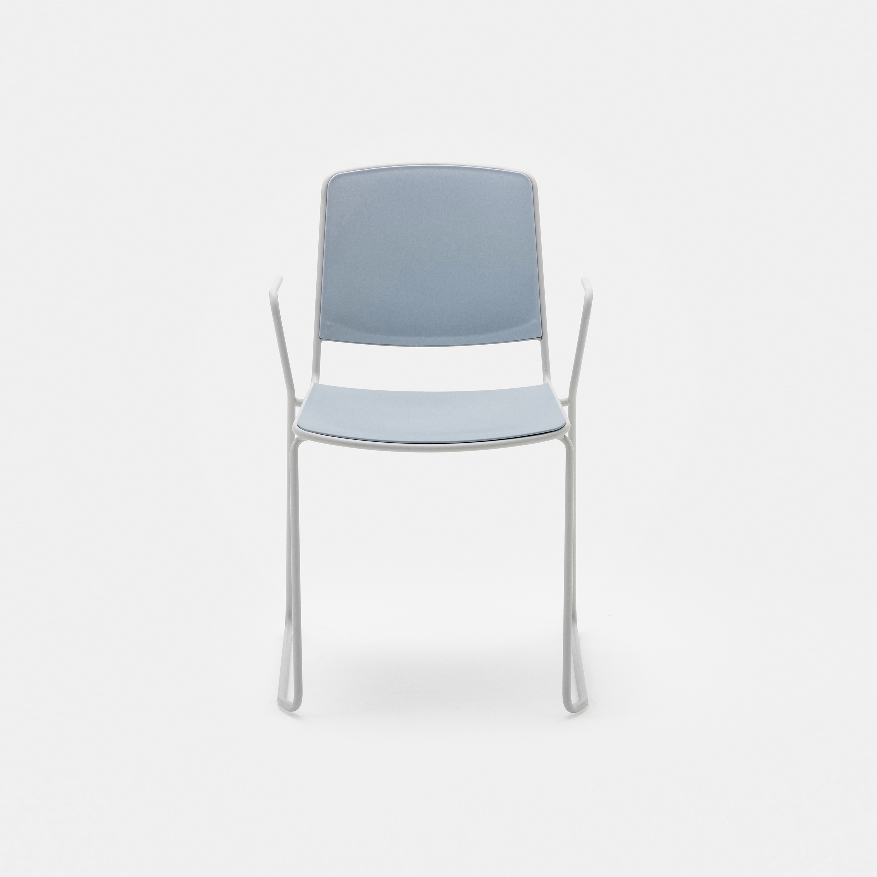 Display product Vea sled armchair 5150 from manufacturer Mara