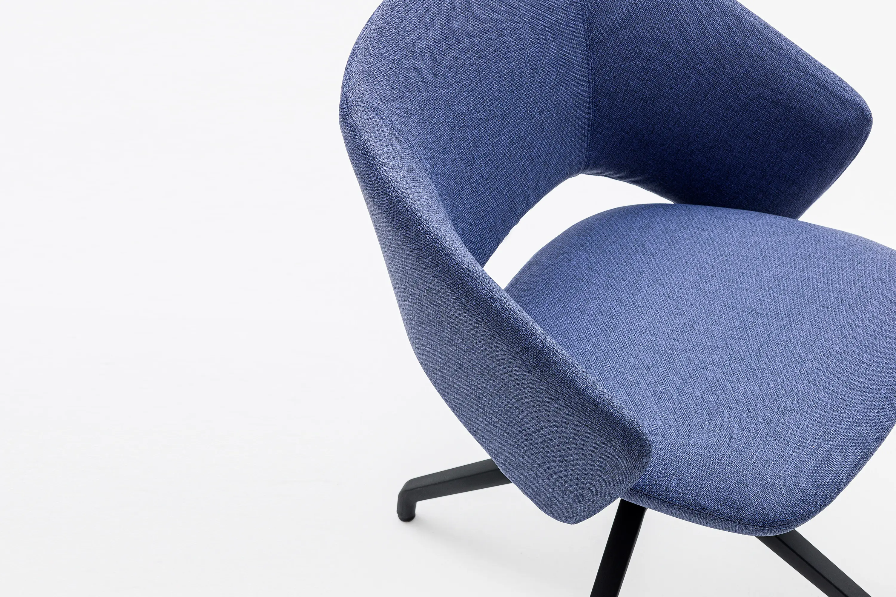 Mara - Icon Soft 7100