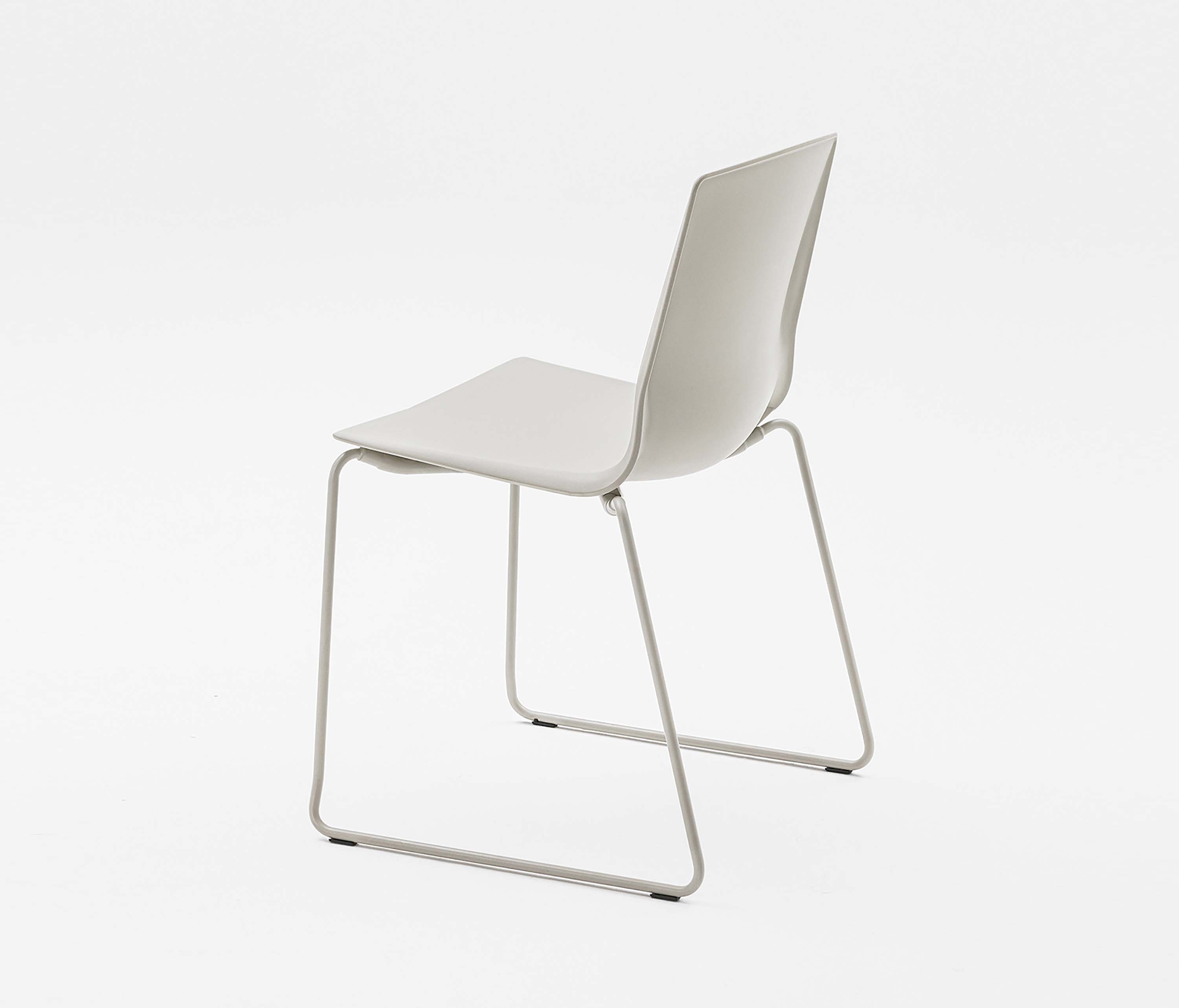 Afficher le produit Loto Sled Chair 335L du fabricant Mara