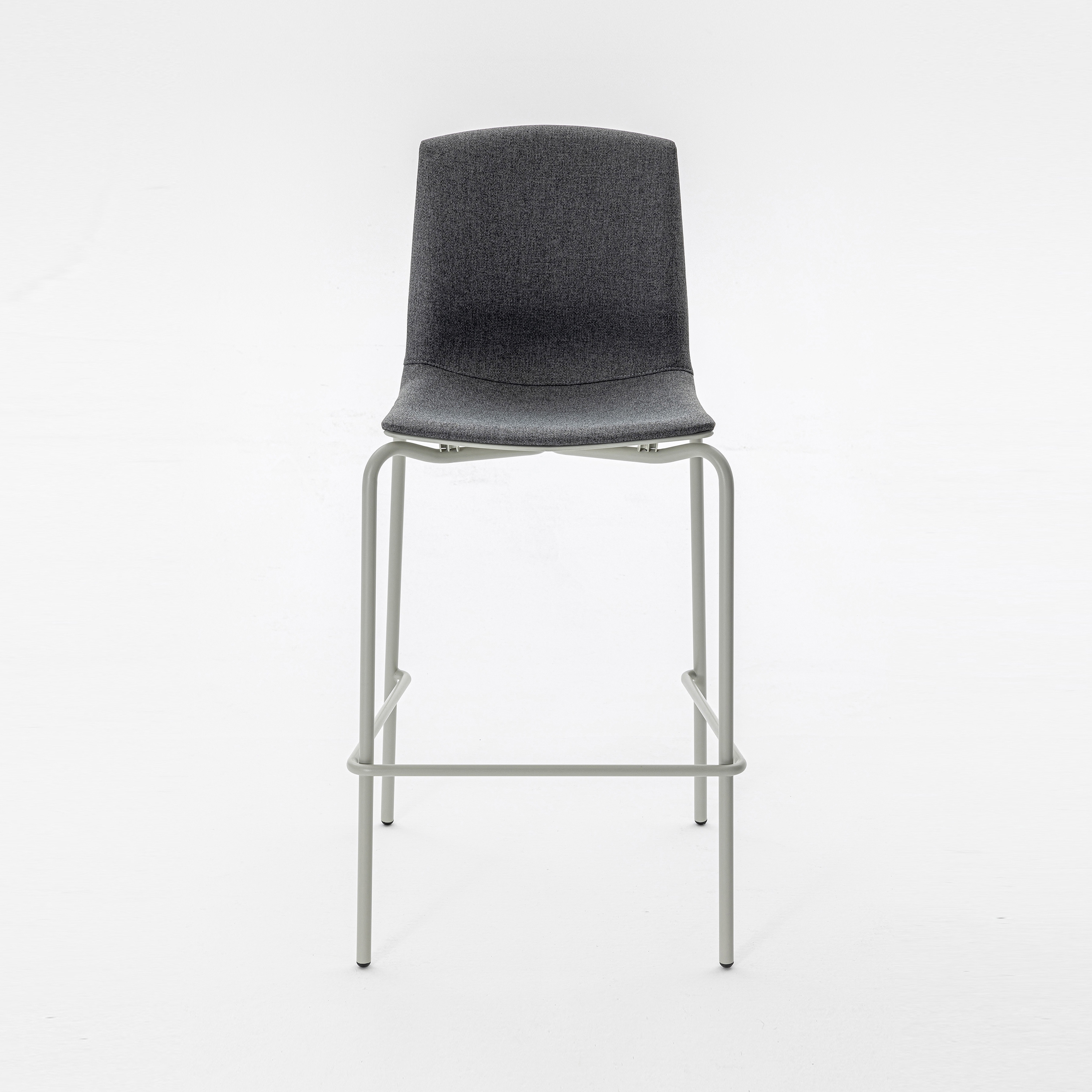 Display product Loto Stool 334 from manufacturer Mara