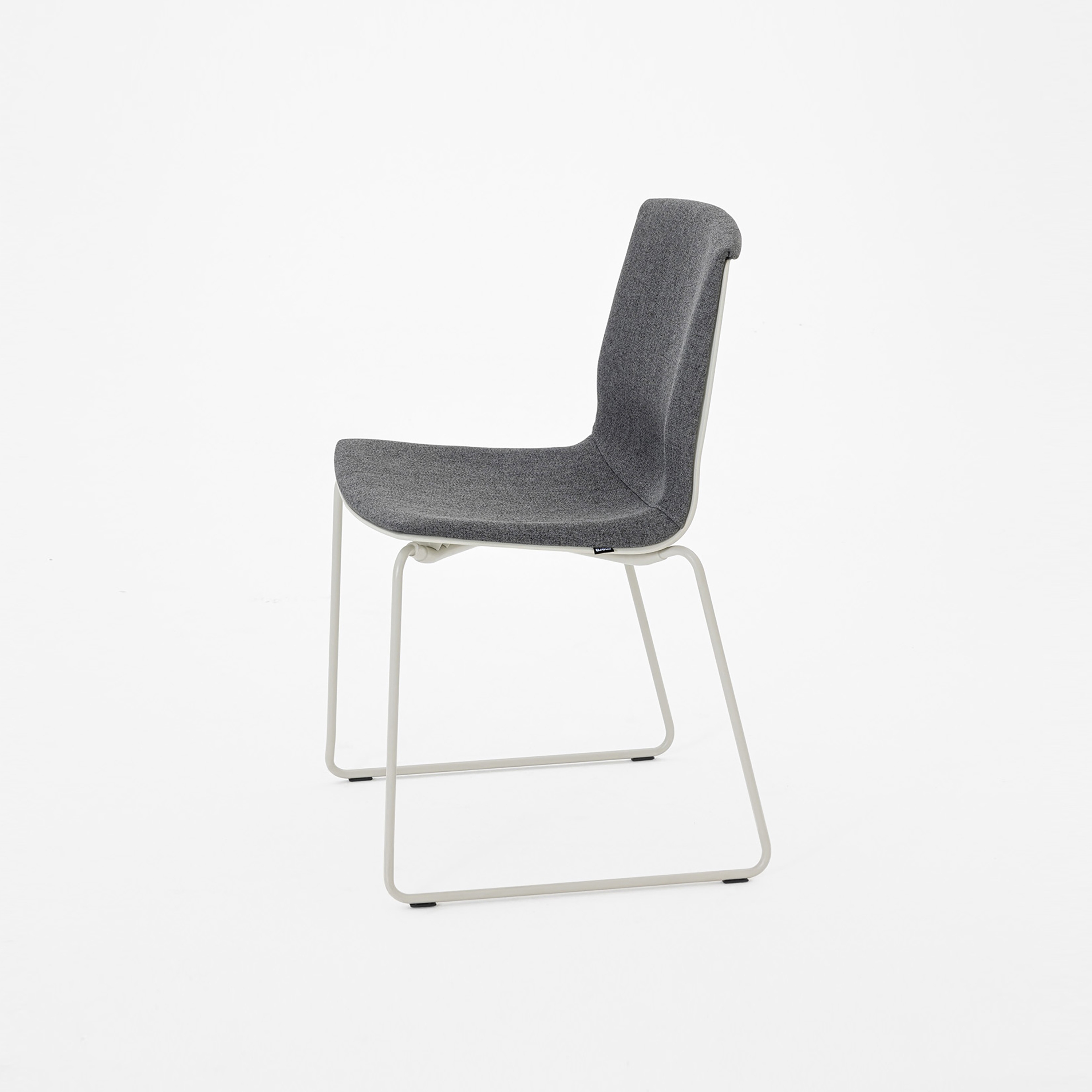Afficher le produit Loto Sled Chair 335L du fabricant Mara