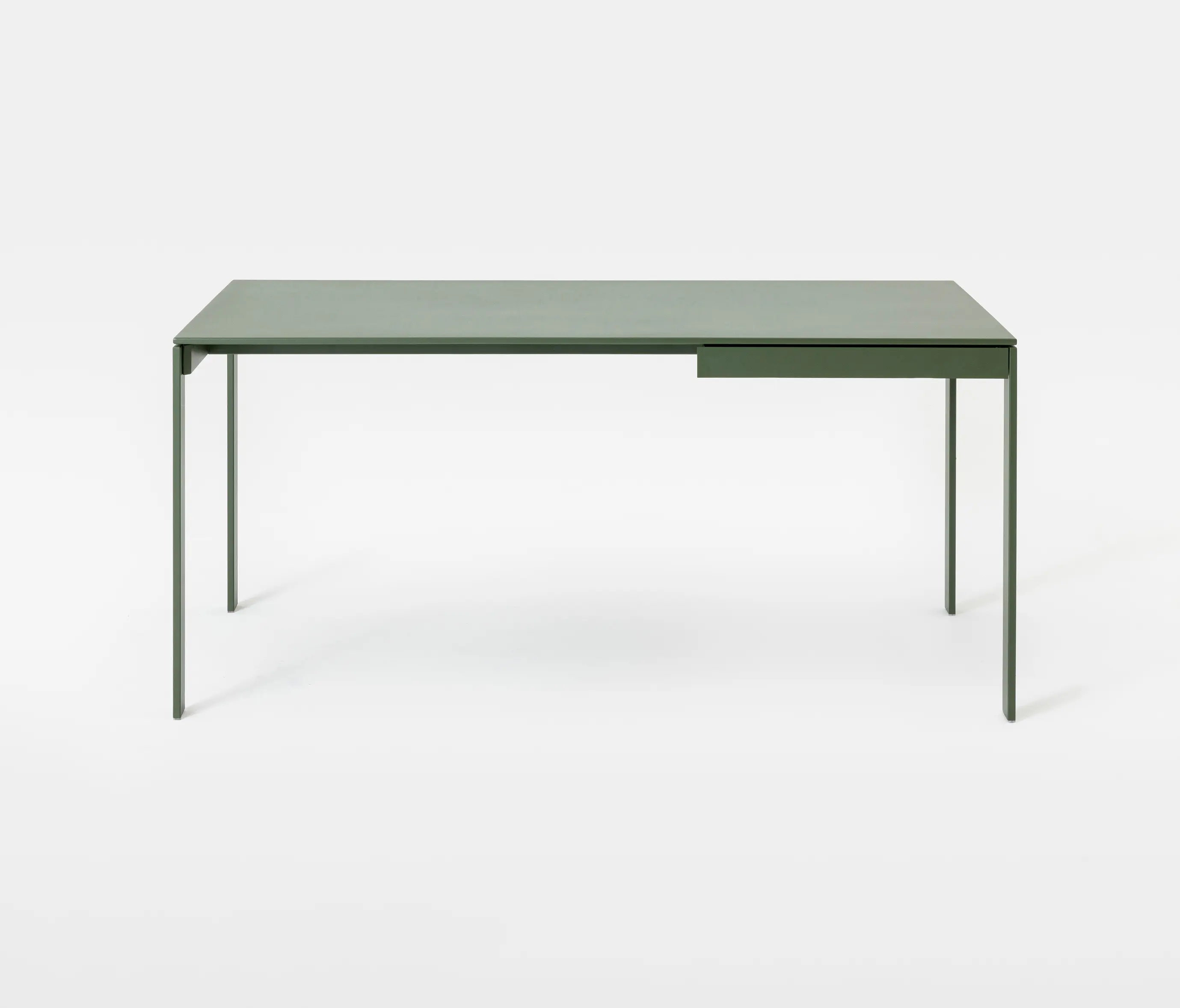 Mara - Foil Desk 211
