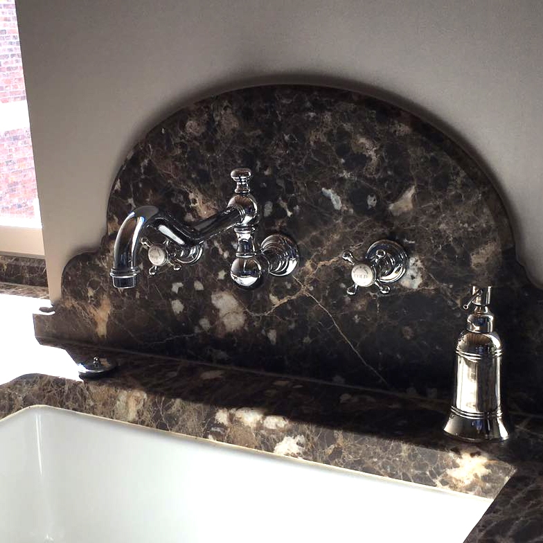 Mostrar el producto 3-hole wall kitchen mixer del fabricante Kenny & Mason