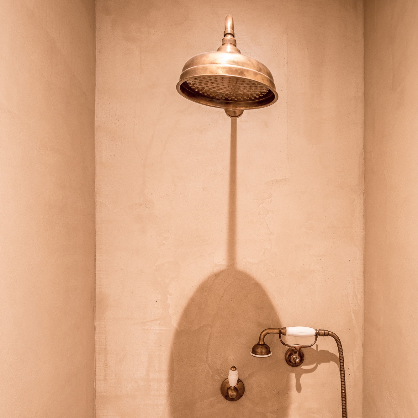 Display product Concealed manual shower valve with handset 130mm shower rose from manufacturer Kenny & Mason