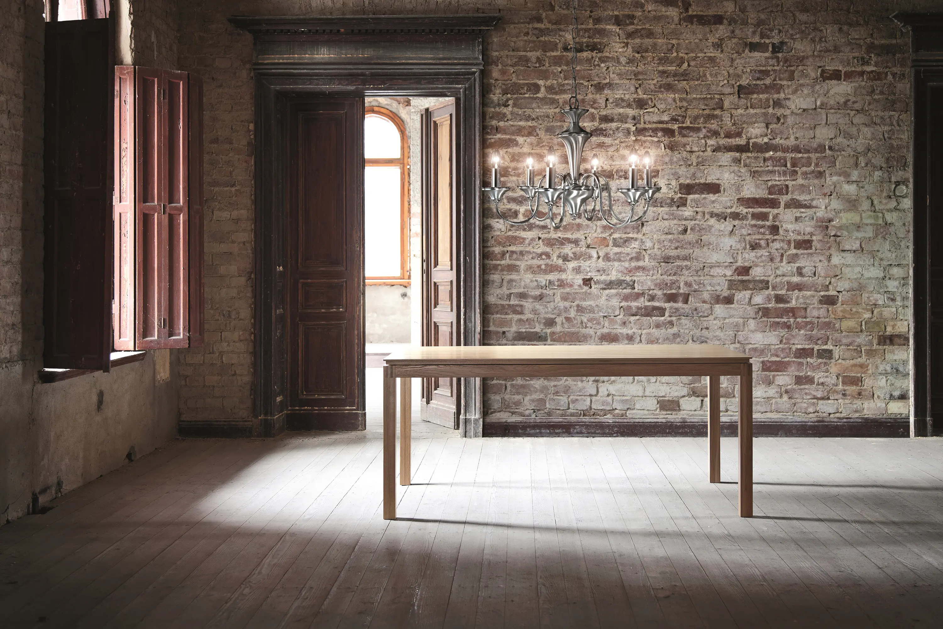 Fameg - ST-1275 table