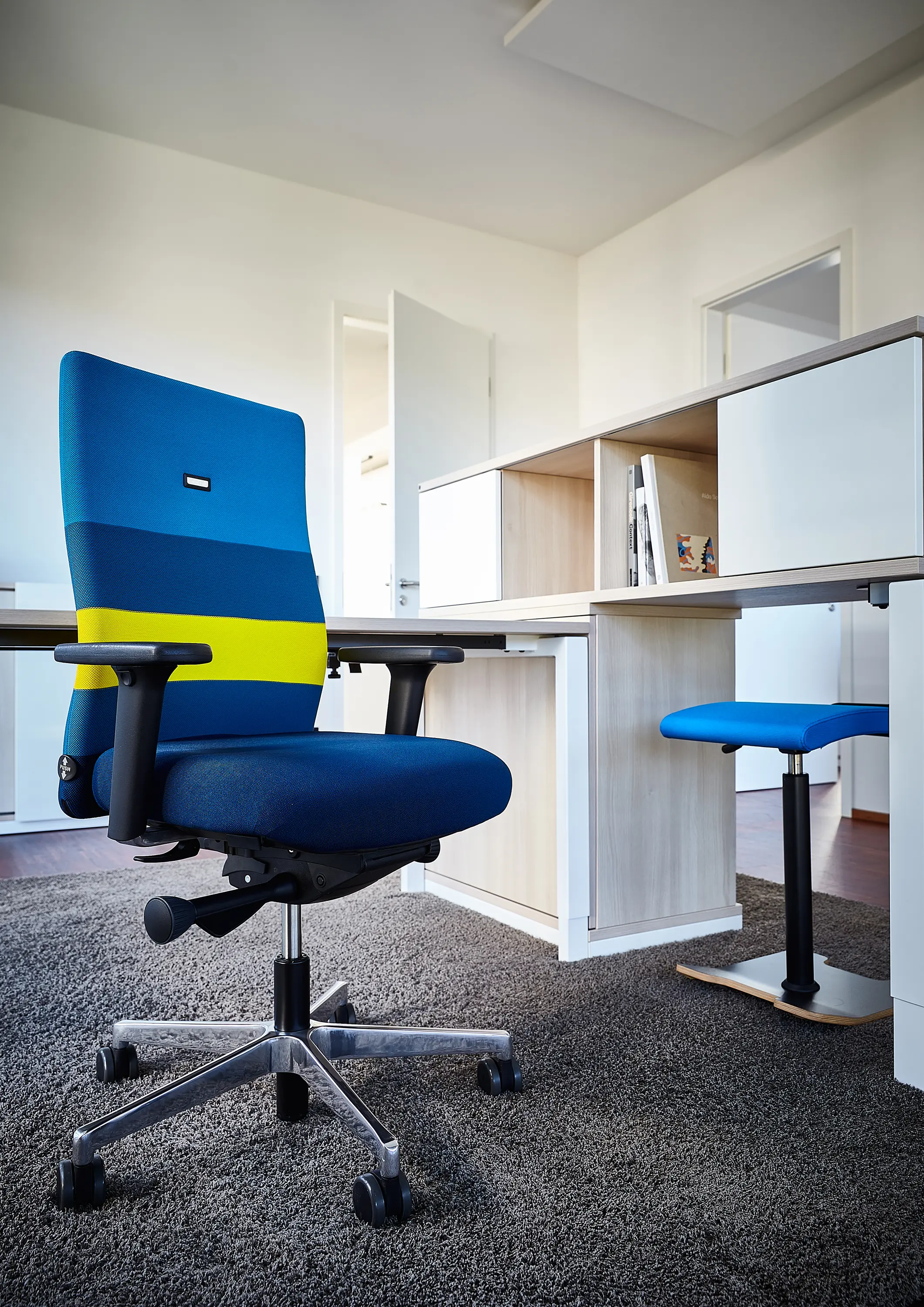 lento - agilis DH | Counter chair