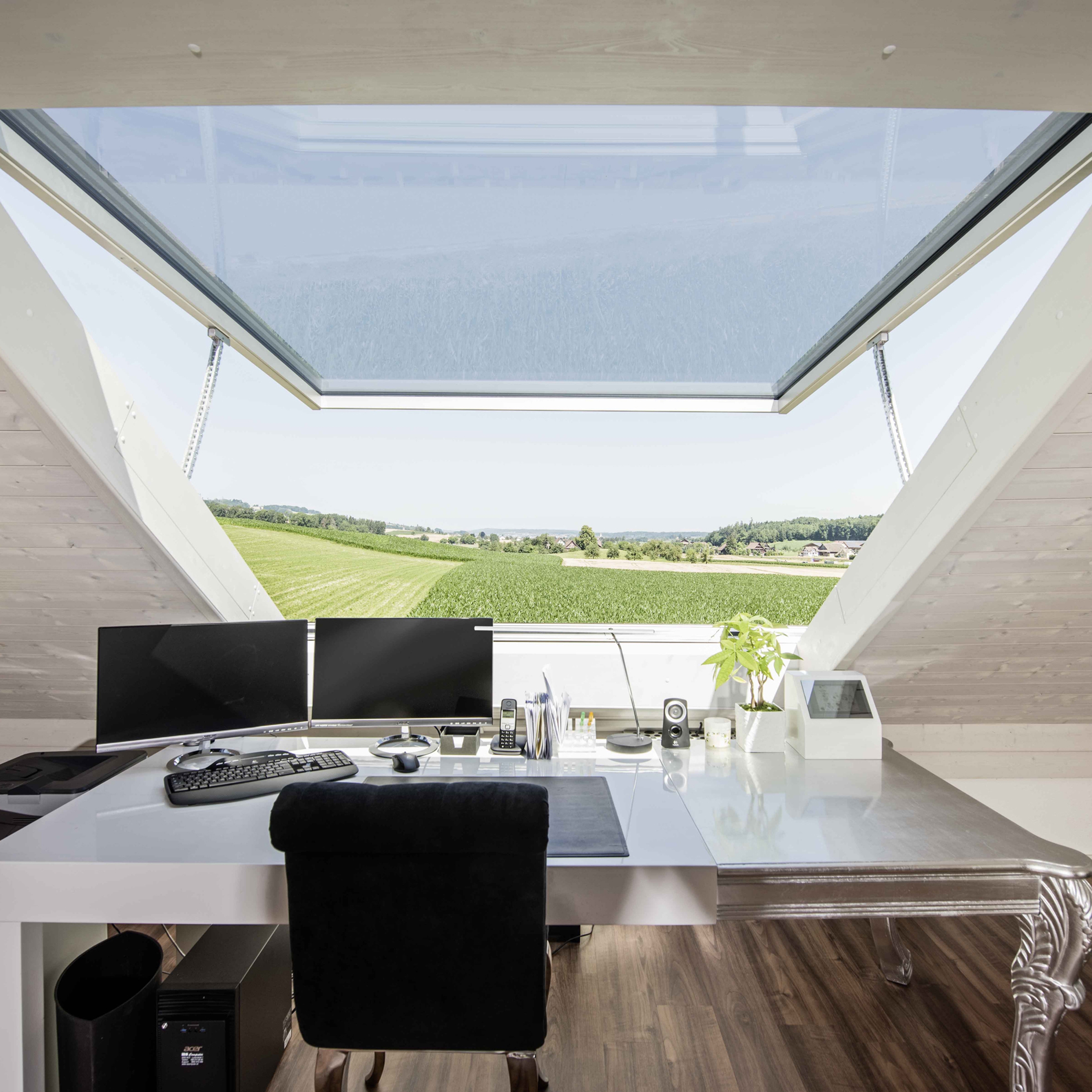 Display product Roof Window | s: 211E from manufacturer s: stebler