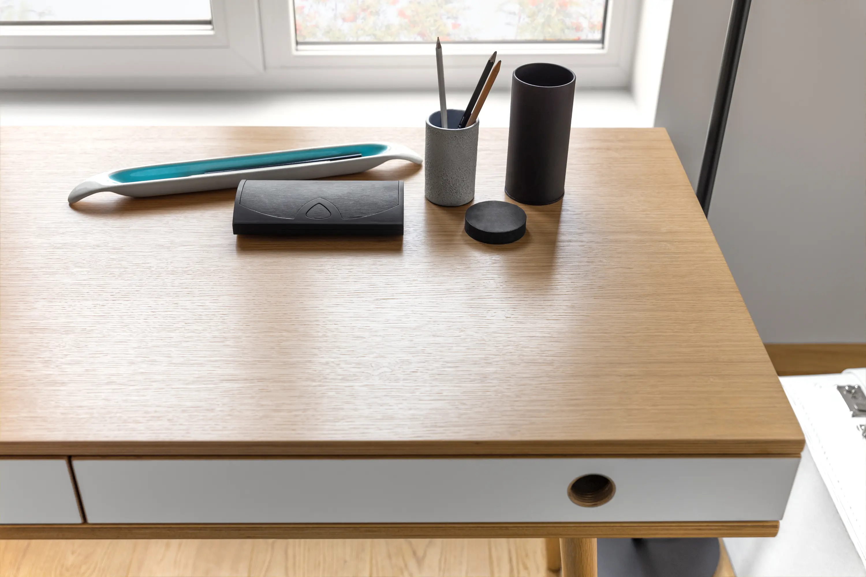 Radis Furniture - Schreibtisch MAN