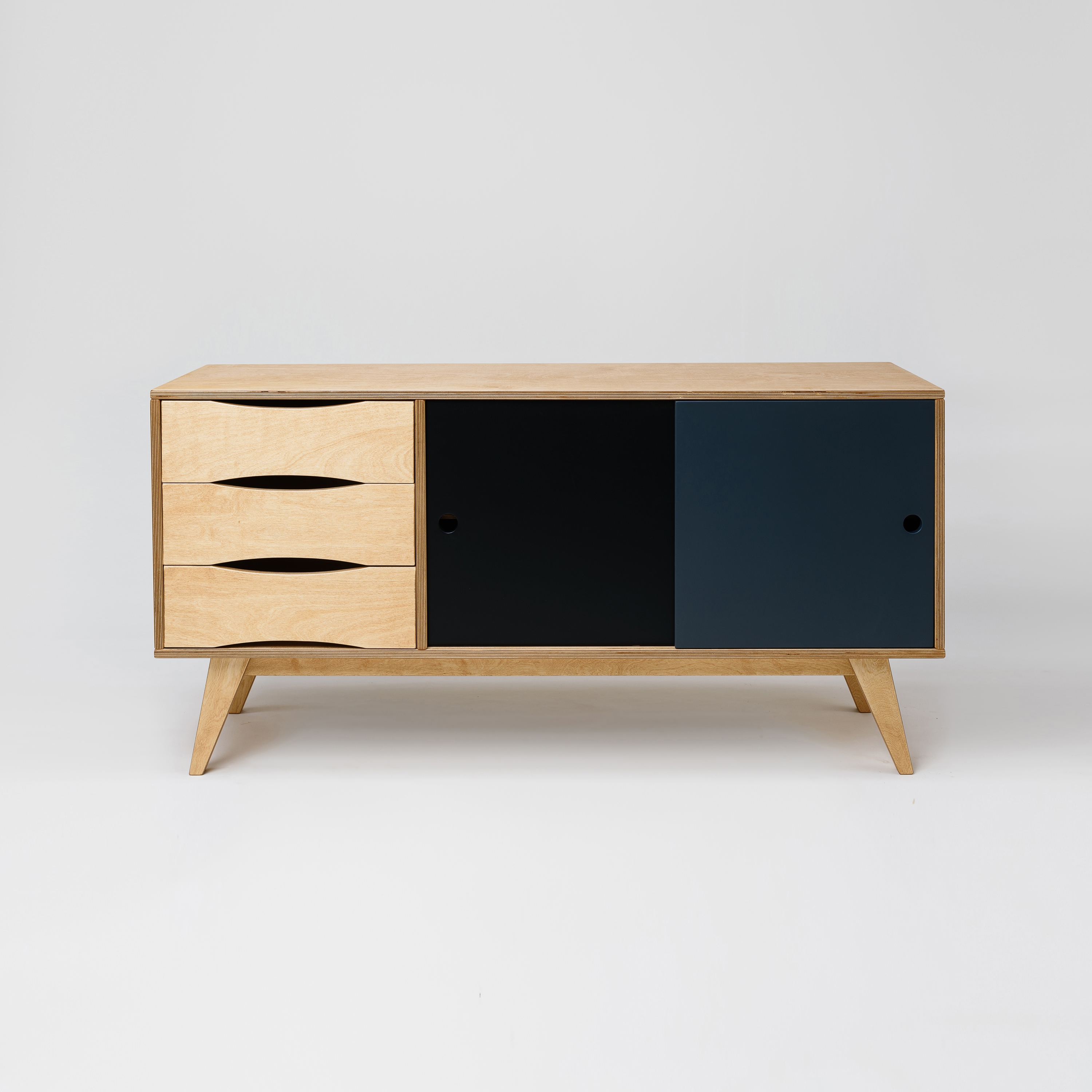 Produkt Anrichte SoSixties 2 Türen des Herstellers Radis Furniture anzeigen