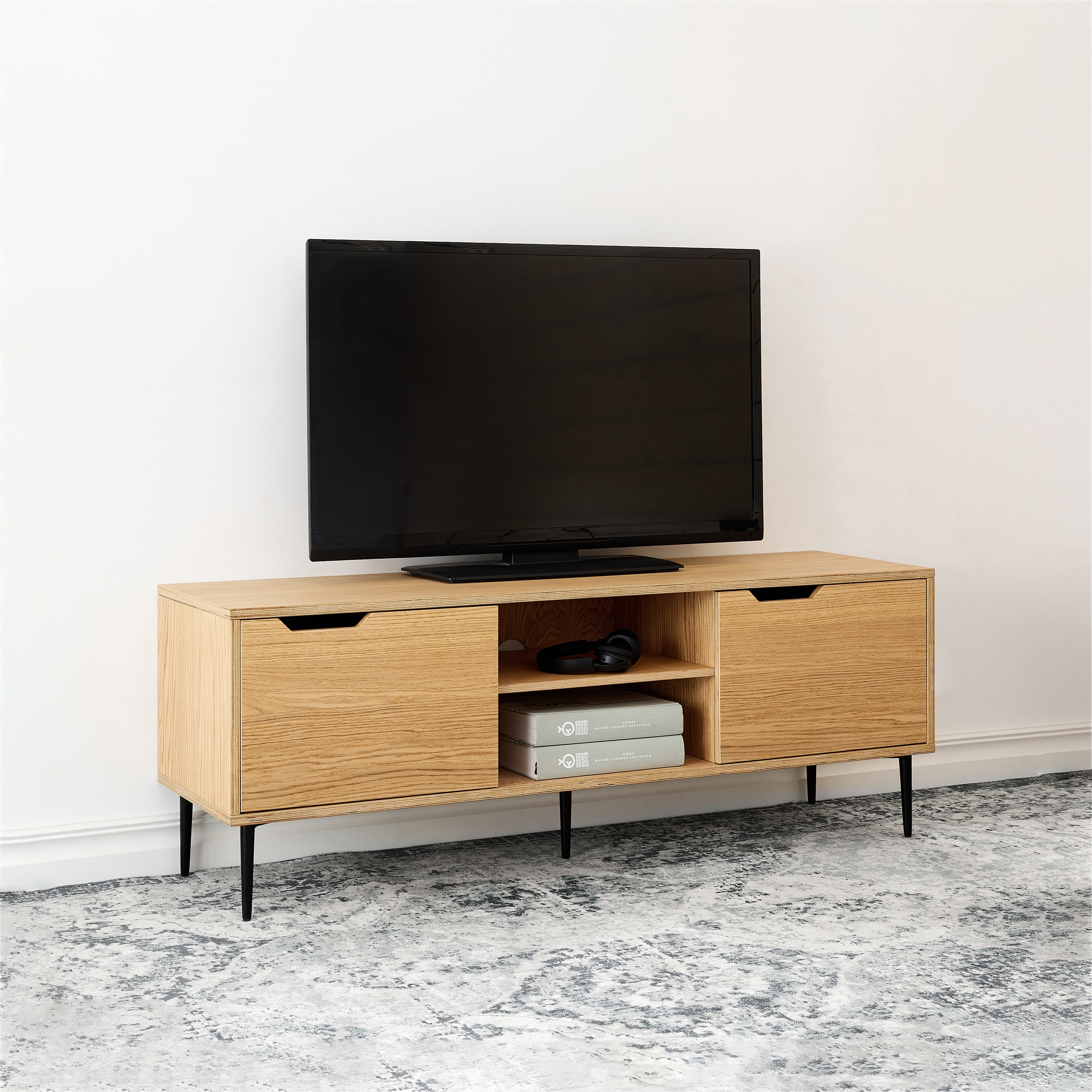 Produkt TV-Ständer NOBLE des Herstellers Radis Furniture anzeigen