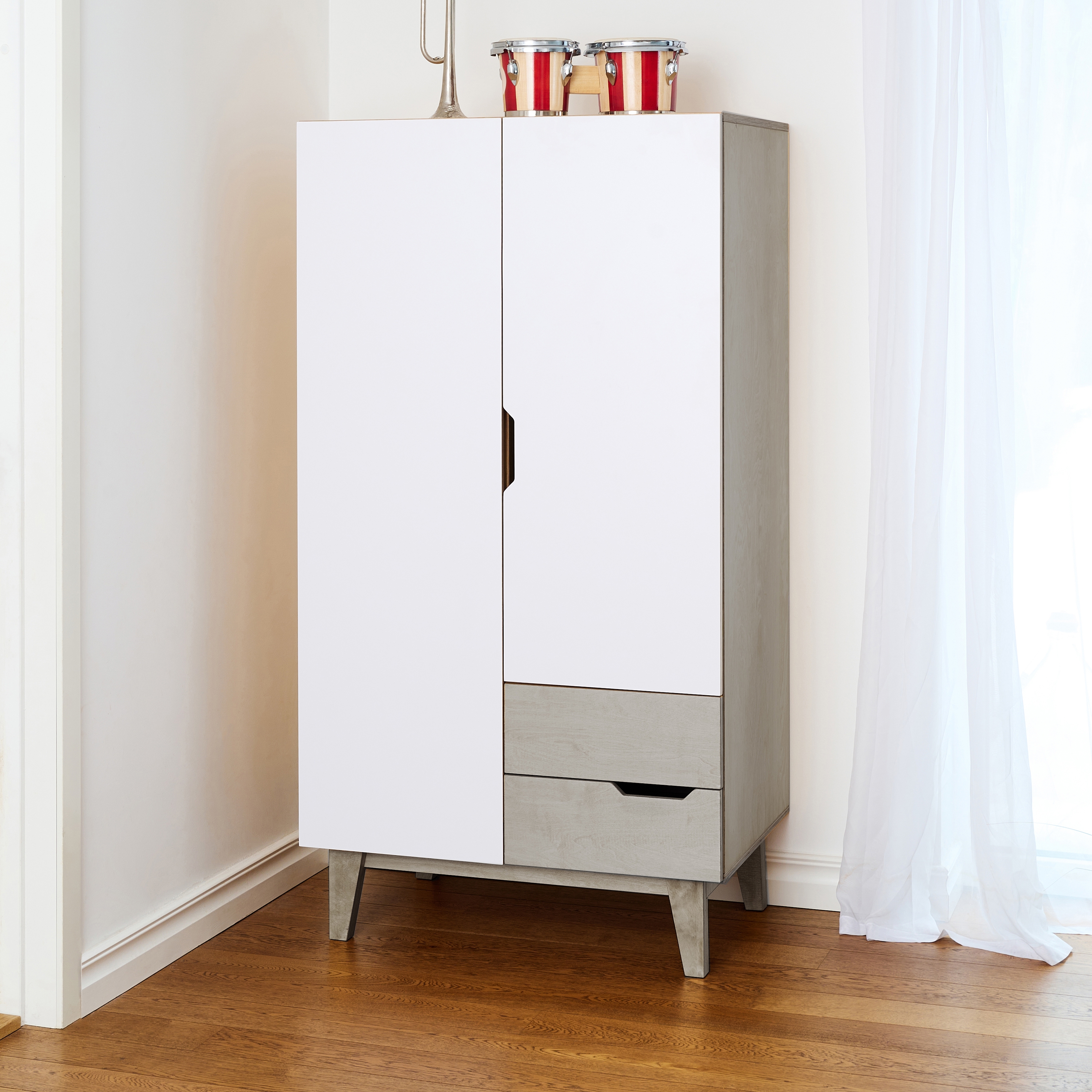 Wardrobe HUH with 2 doors and 2 drawers