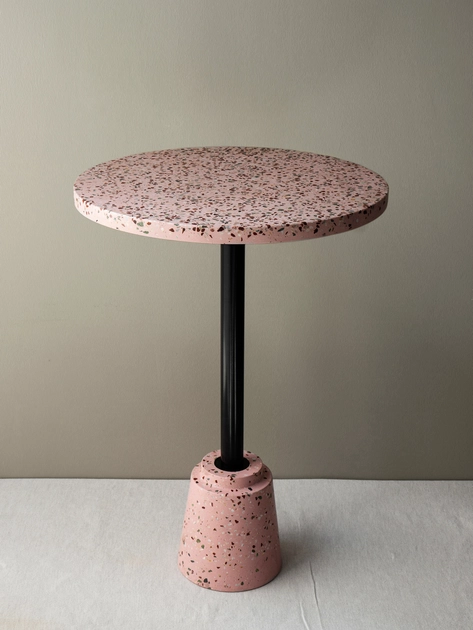 CONIC PINK COFFEE TABLE - Side tables from Karoistanbul | Architonic
