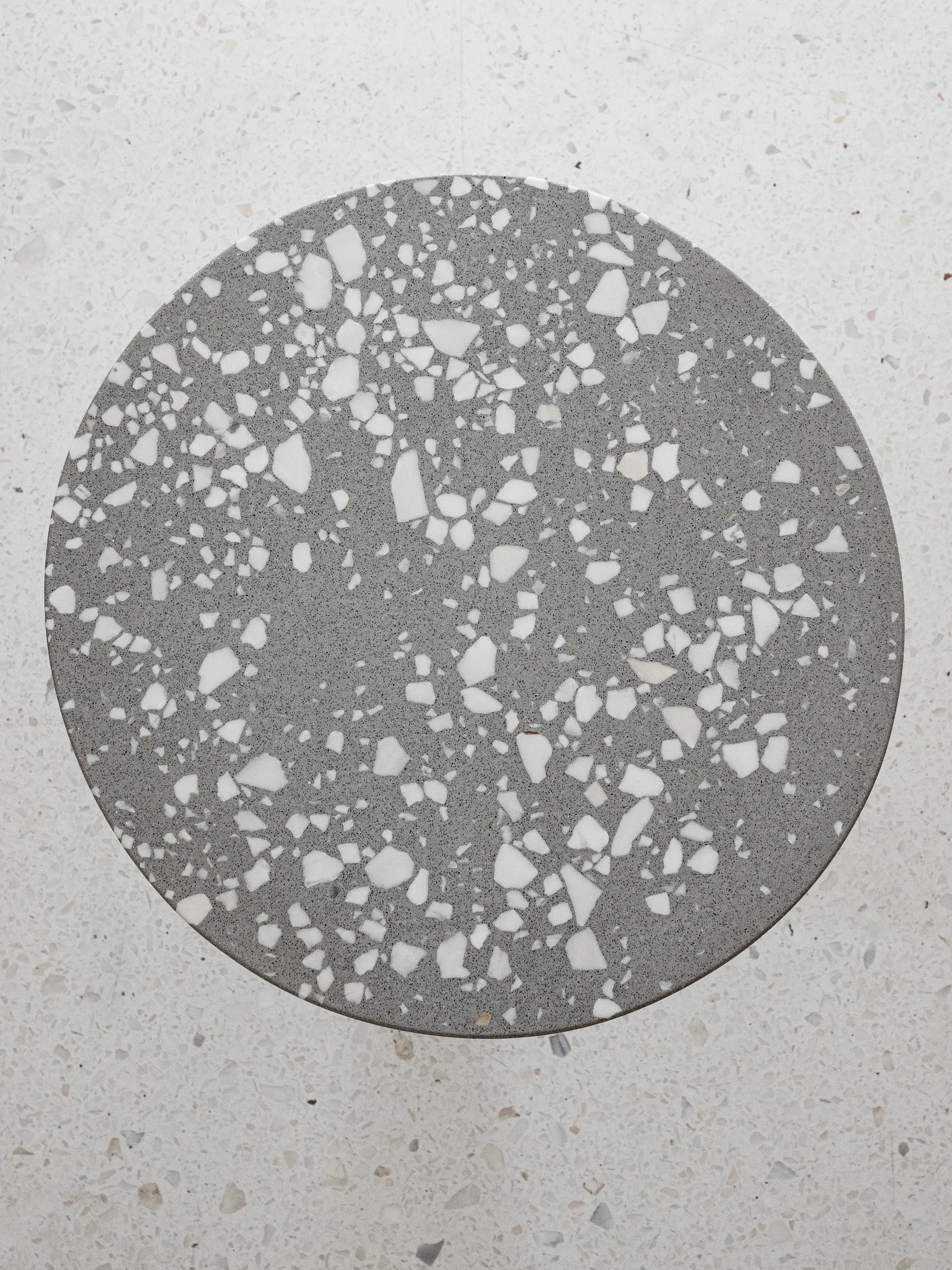 Karoistanbul - White & Gray Coffee Table