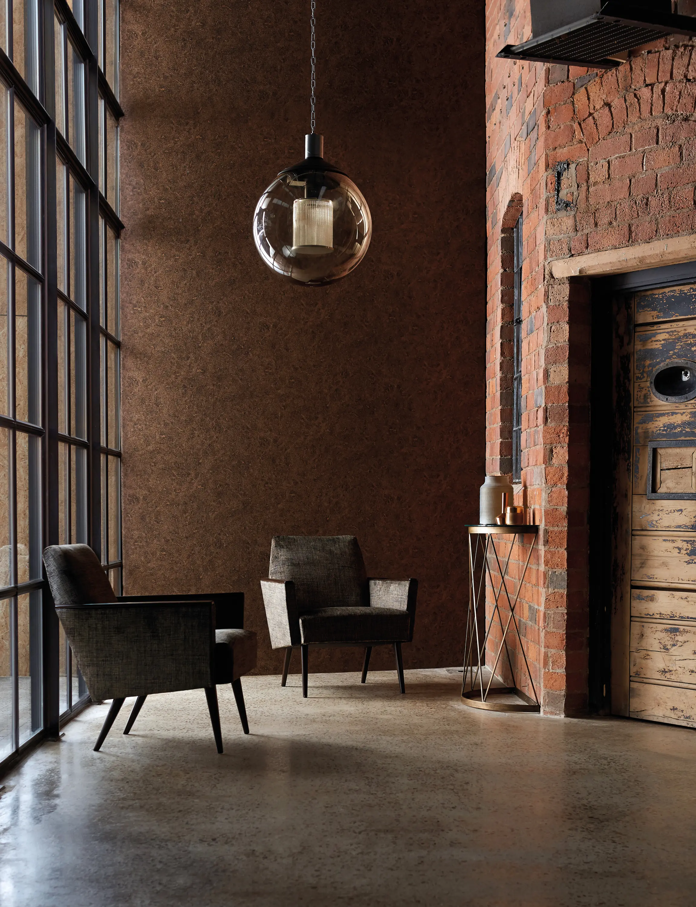 Anthology - Lacquer Walnut