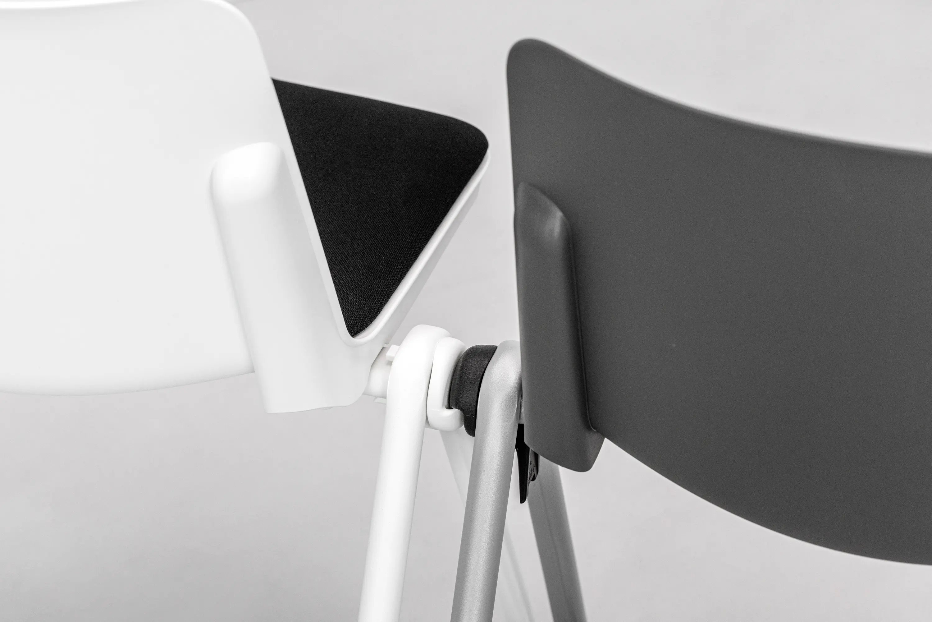 VANK - VIA chair, plastic shell, stackable