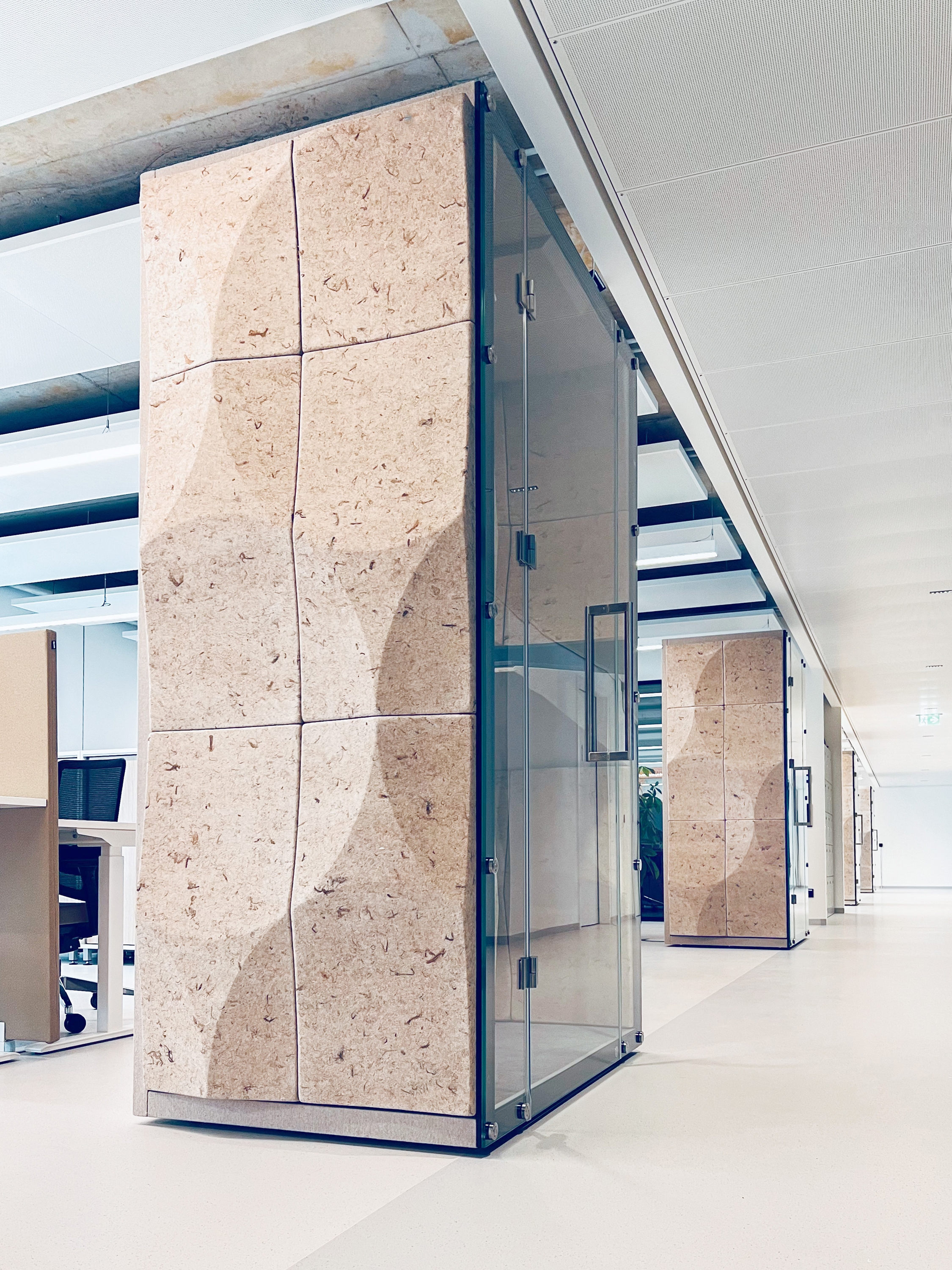 Display product VANK_BOX BIO acoustic pod for 1 person from manufacturer VANK