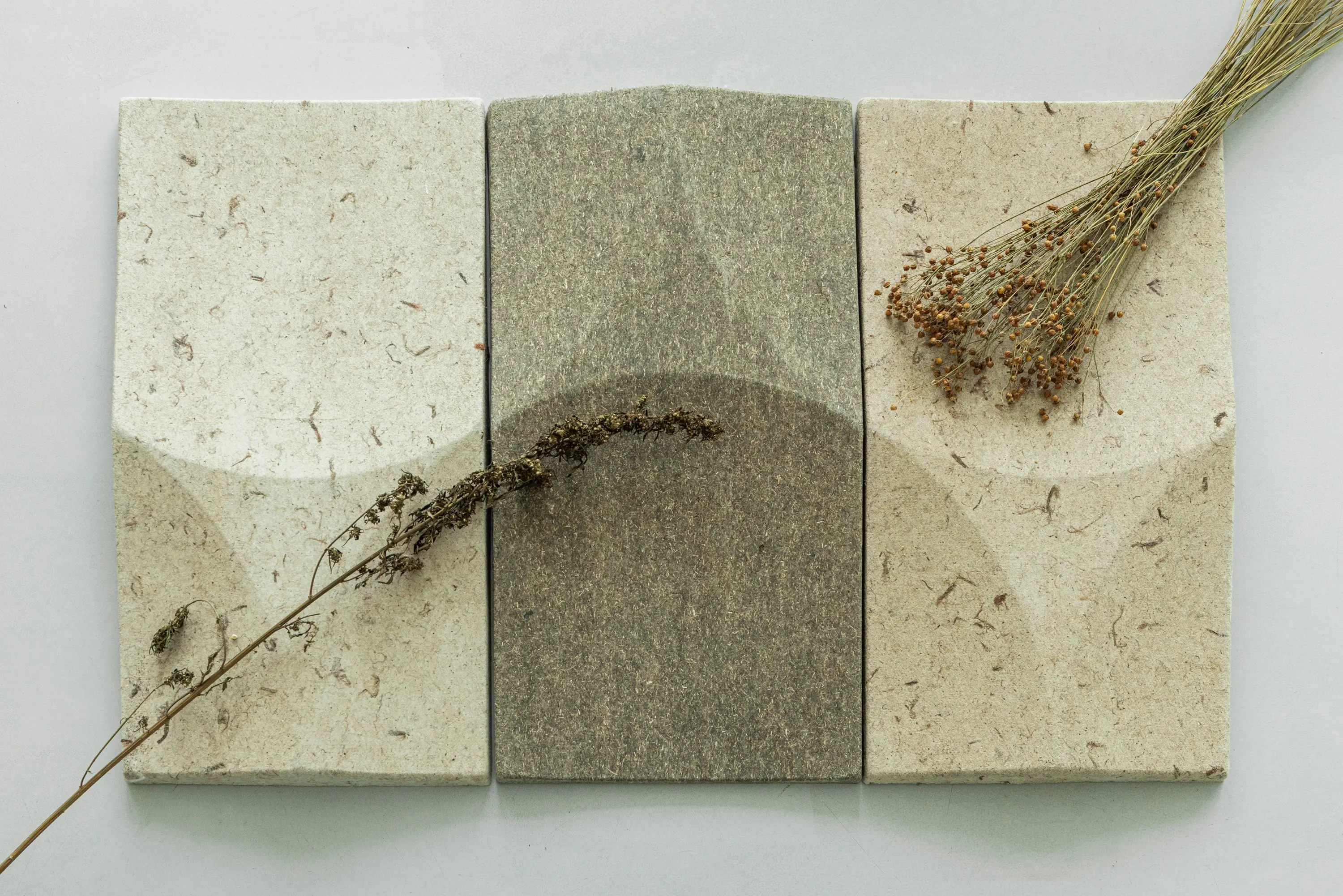 VANK - ELLIPSE COLUMN acoustic pod