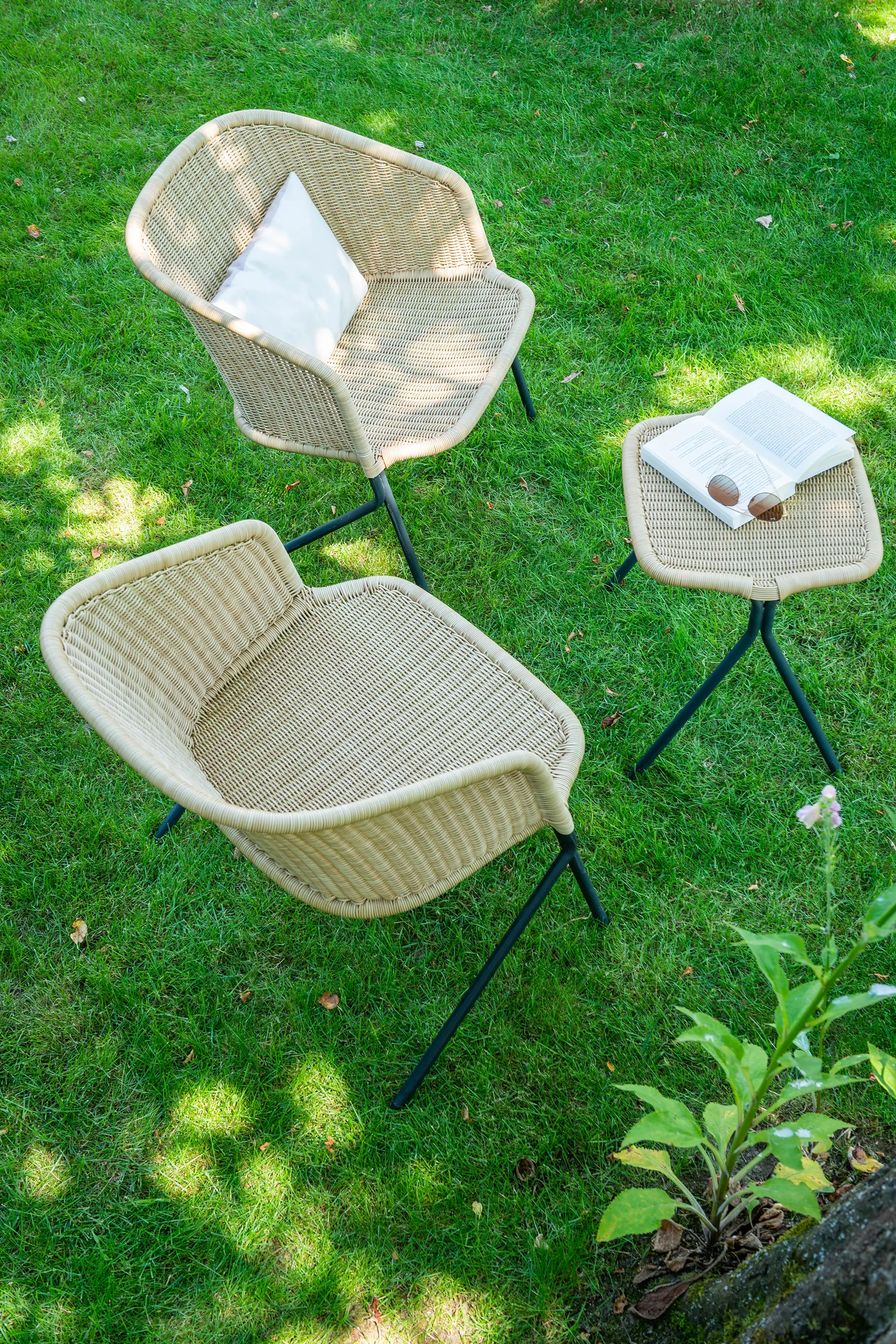 Feelgood Designs - Kakī low stool