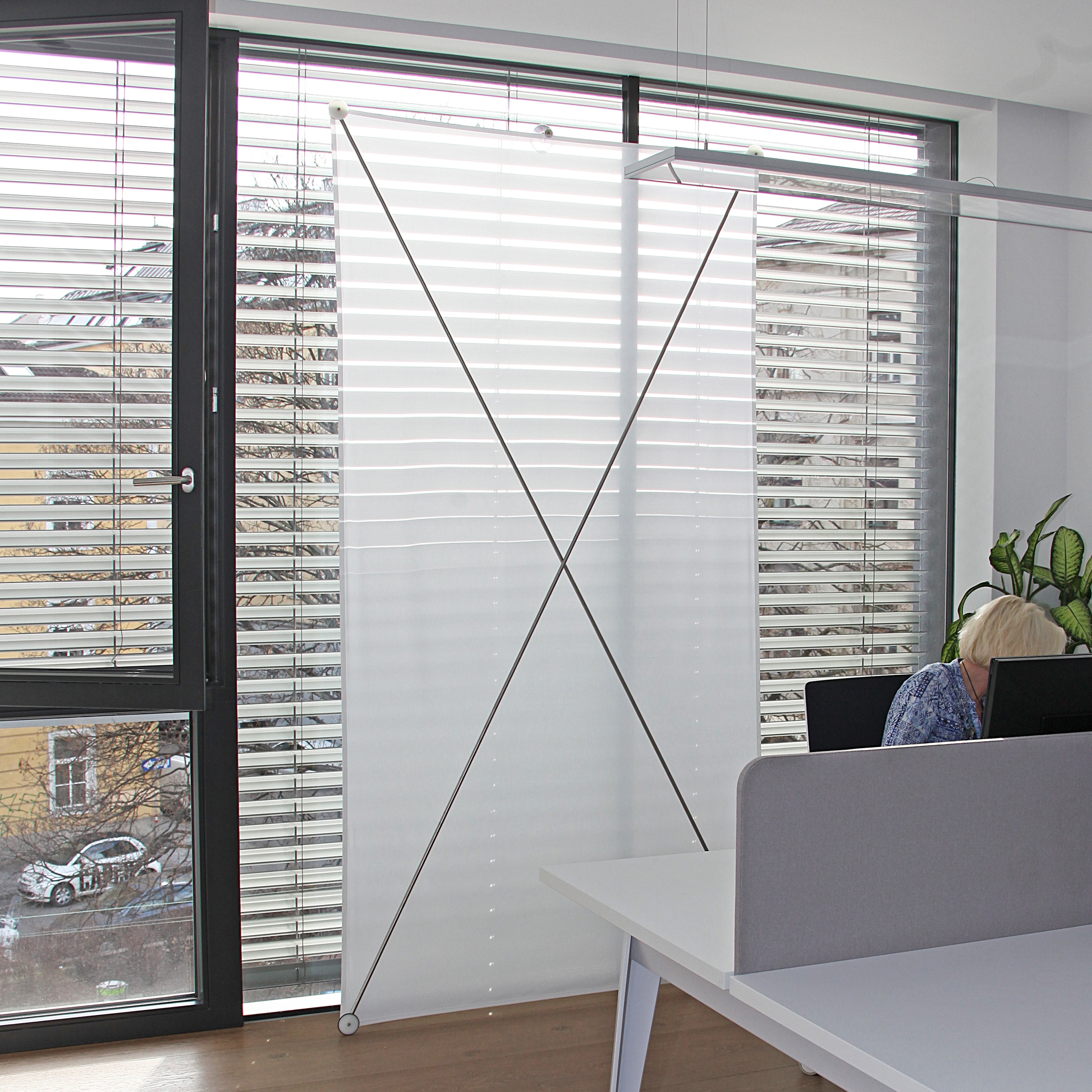 Display product X IN BALANCE_MAGNET room divider in ballon silk from manufacturer X IN BALANCE