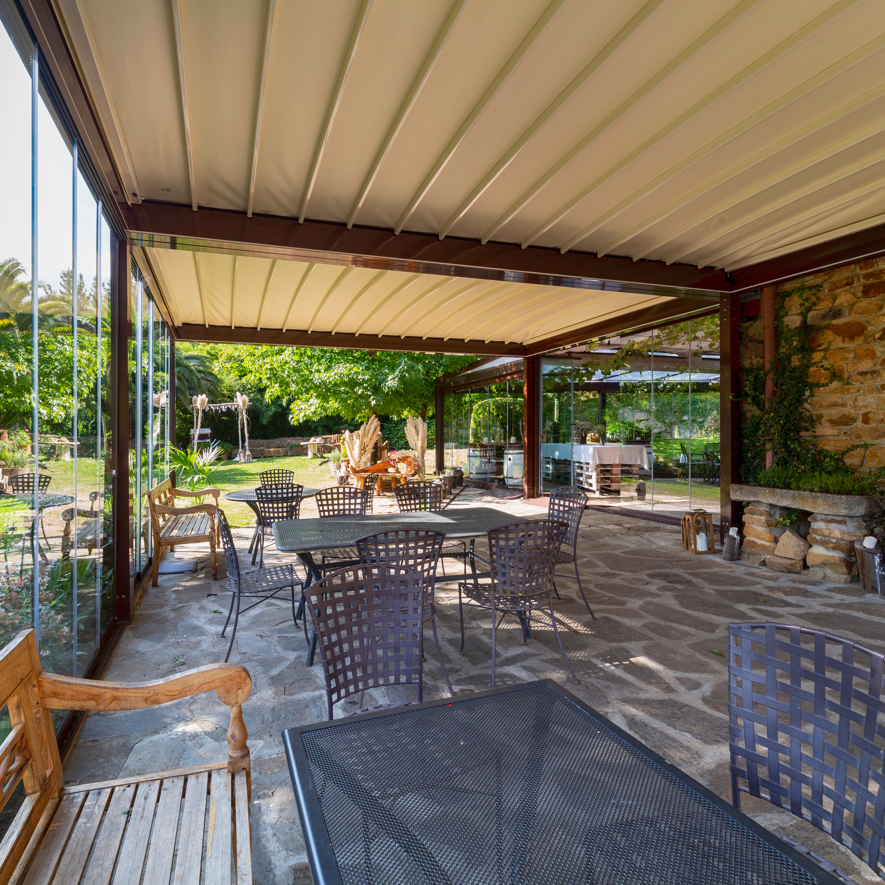 Produkt GENNIUS | ISOLA 2 des Herstellers KE Outdoor Design anzeigen