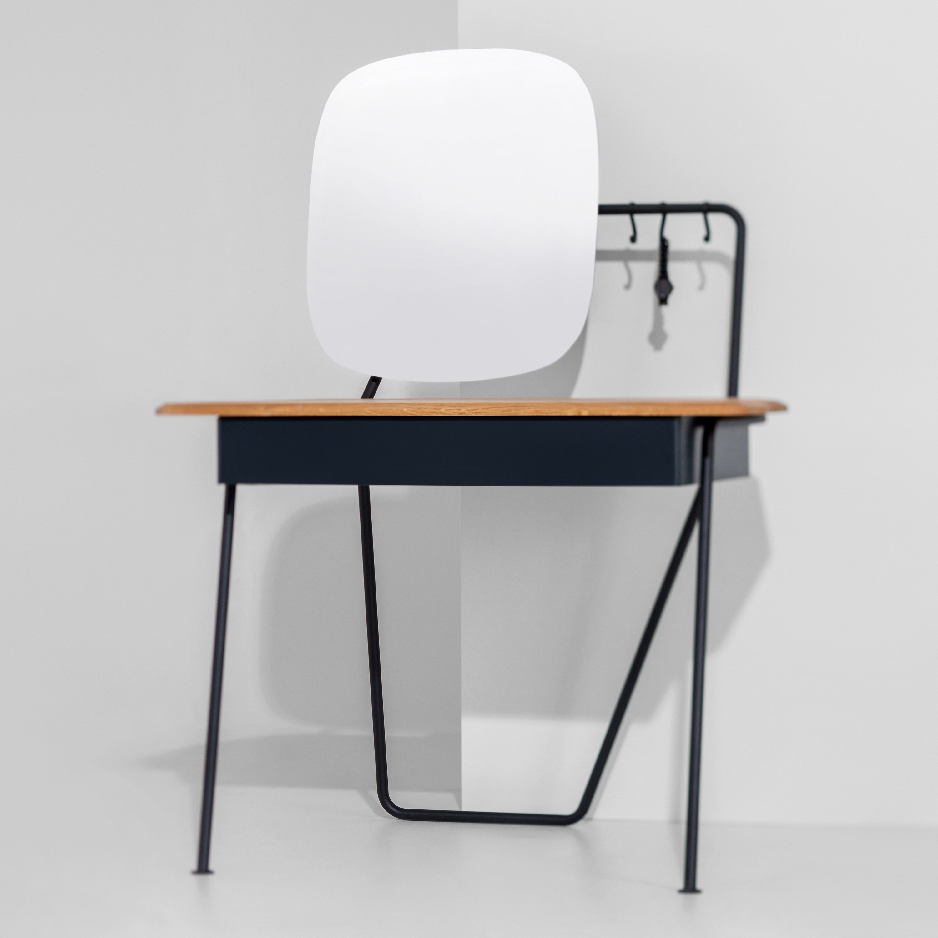 Display product Kier dressing table from manufacturer Nunc