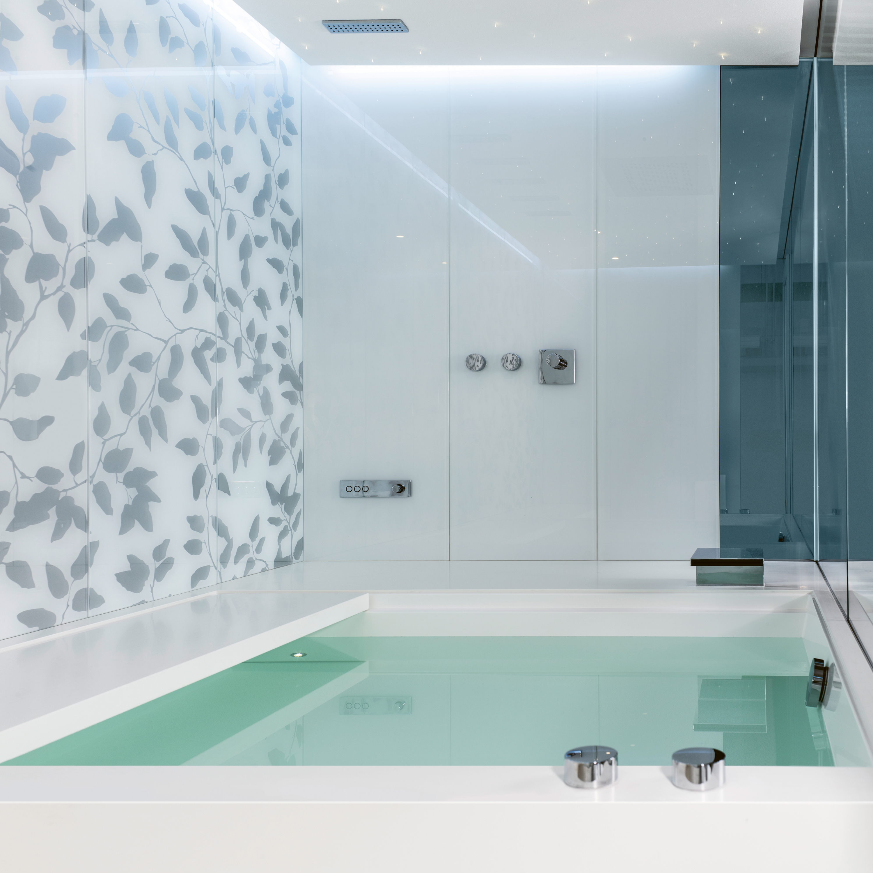 Display product D12 Vario Onsen room from manufacturer Klafs my Sauna and Spa