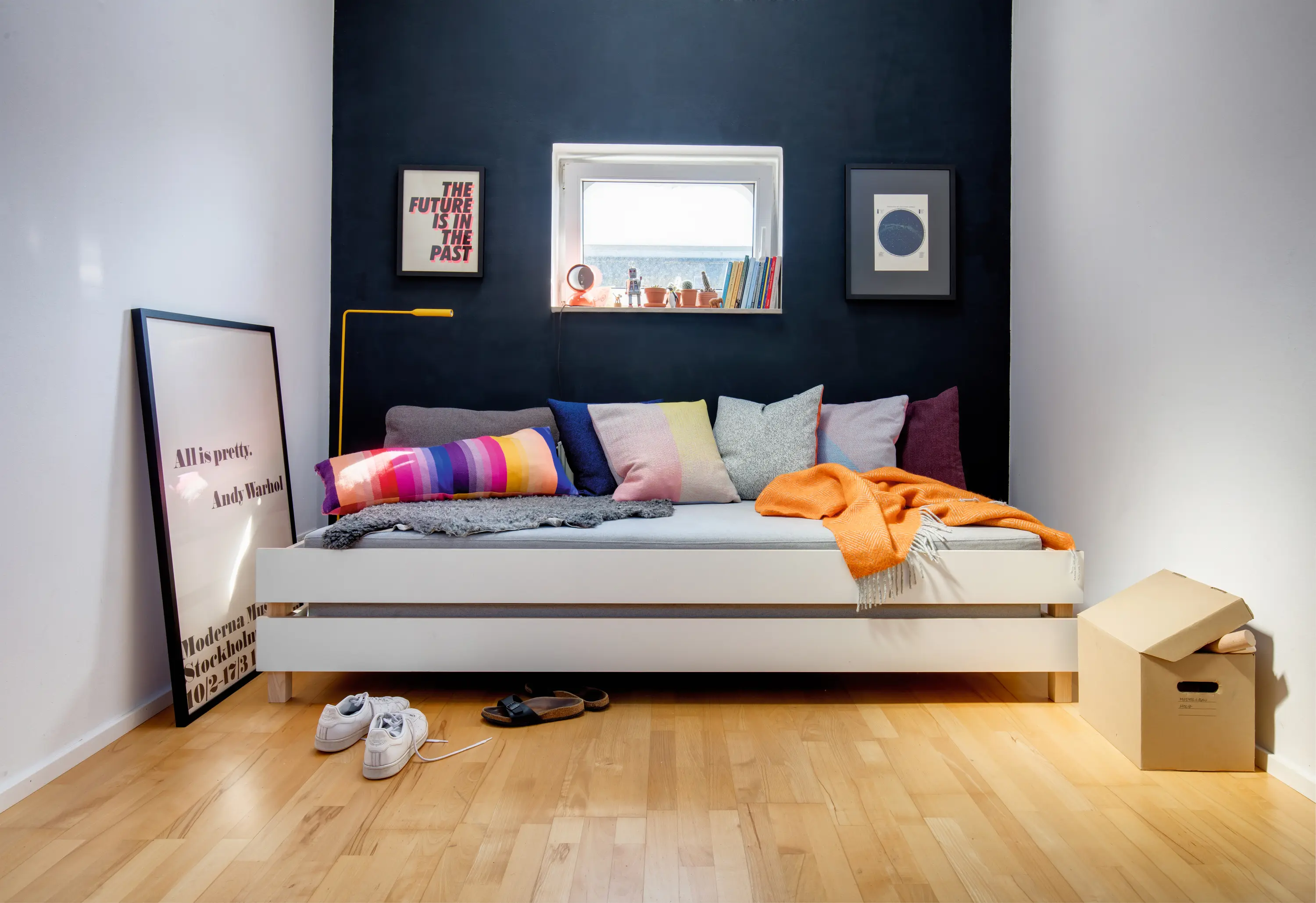 Magazin® - Stiege | Bed, stackable white / ash