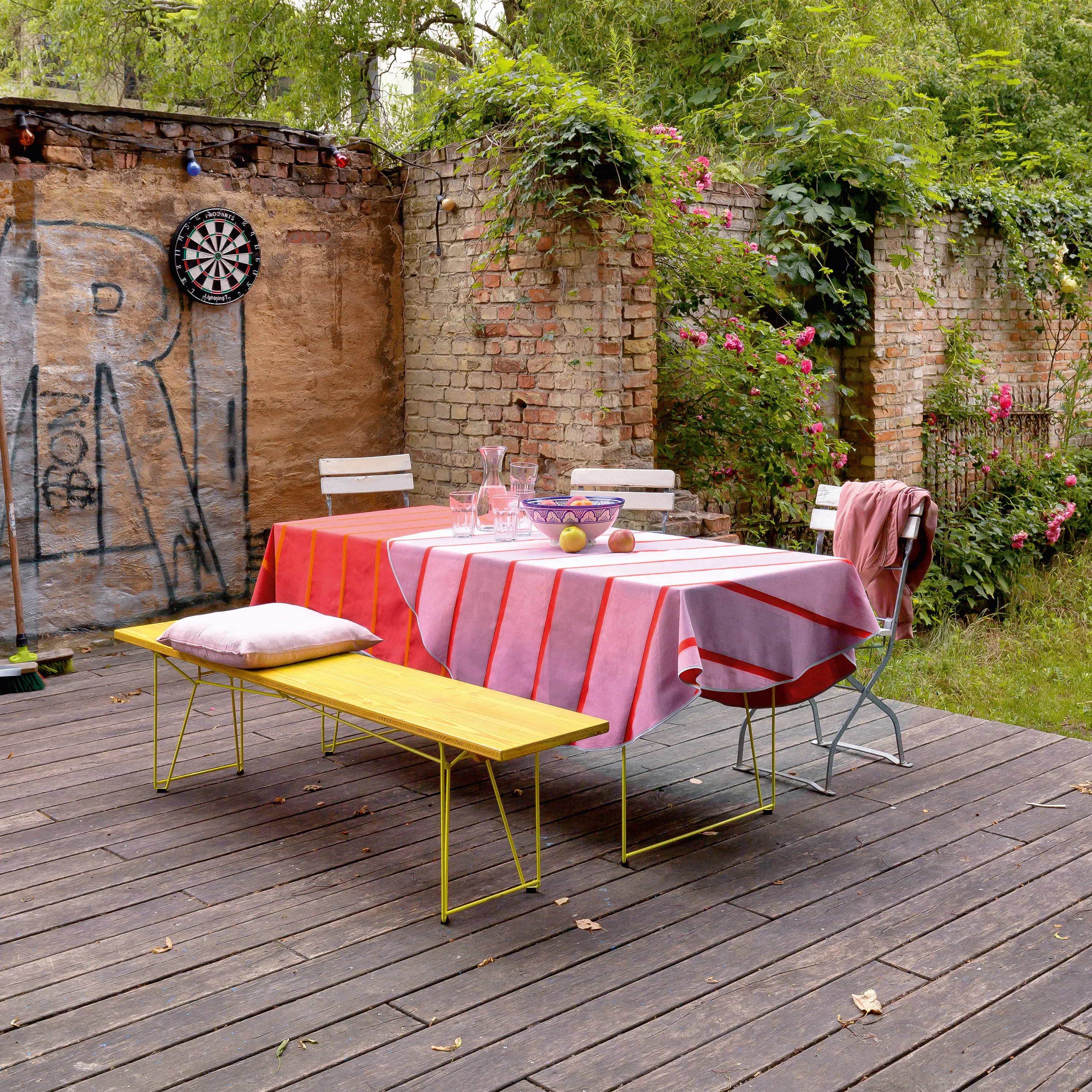 Magazin® - BTB | Table and Bench, tabletop zinc yellow RAL 1018