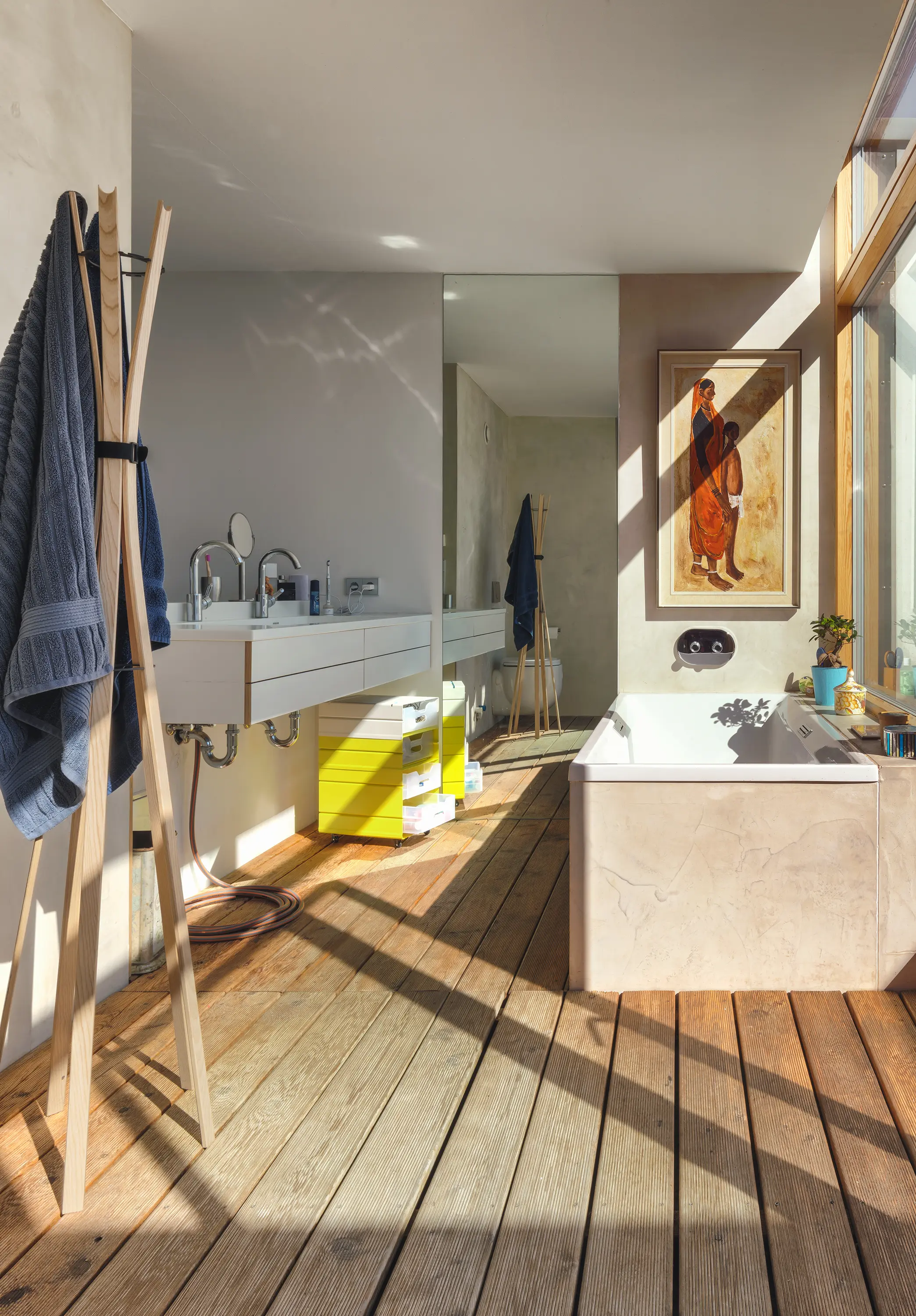 Magazin® - Bengel | Wardrope, red / traffic red RAL 3020