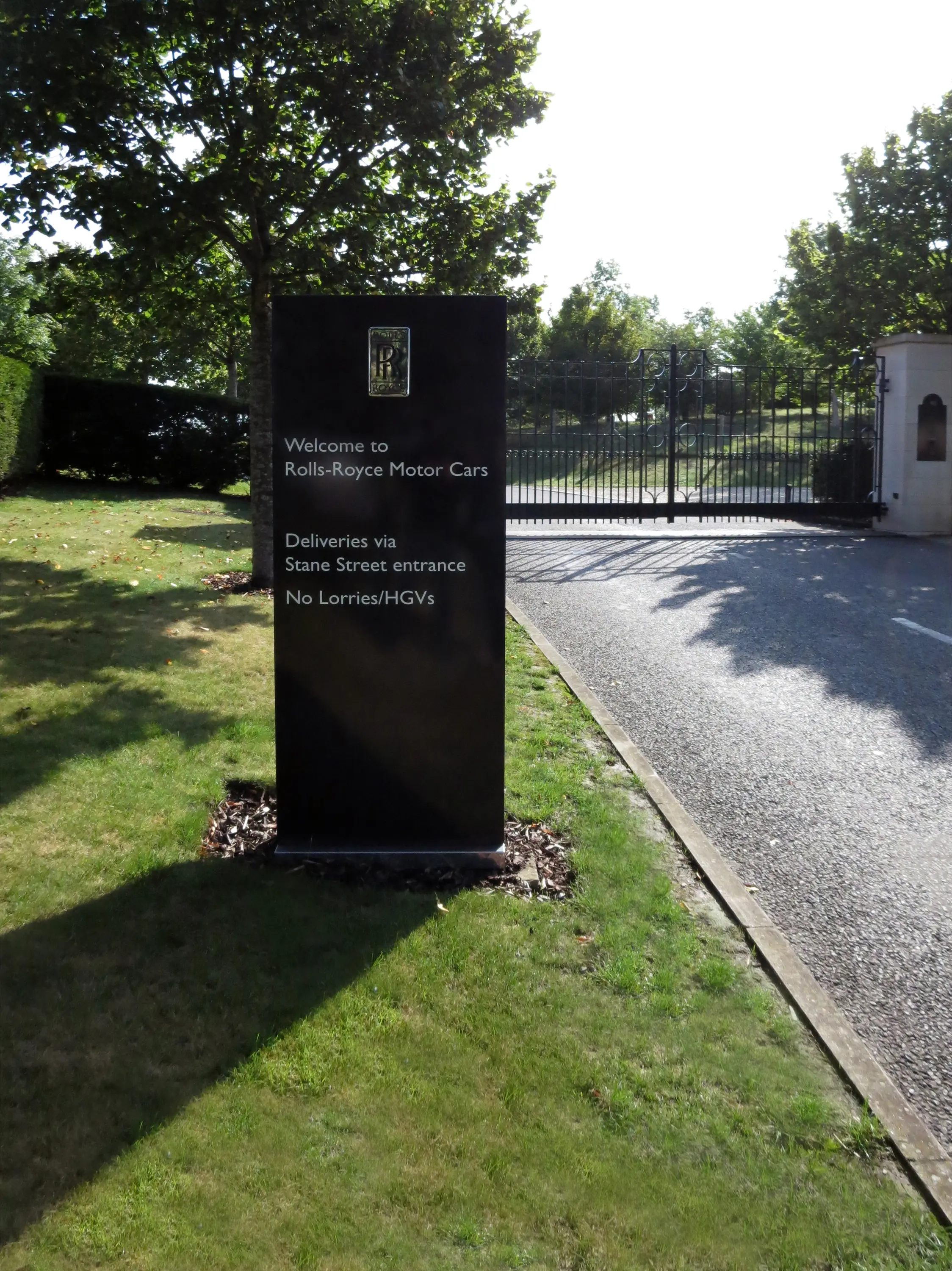 Bergmeister Kunstschmiede - Toranlagen | Rolls Royce