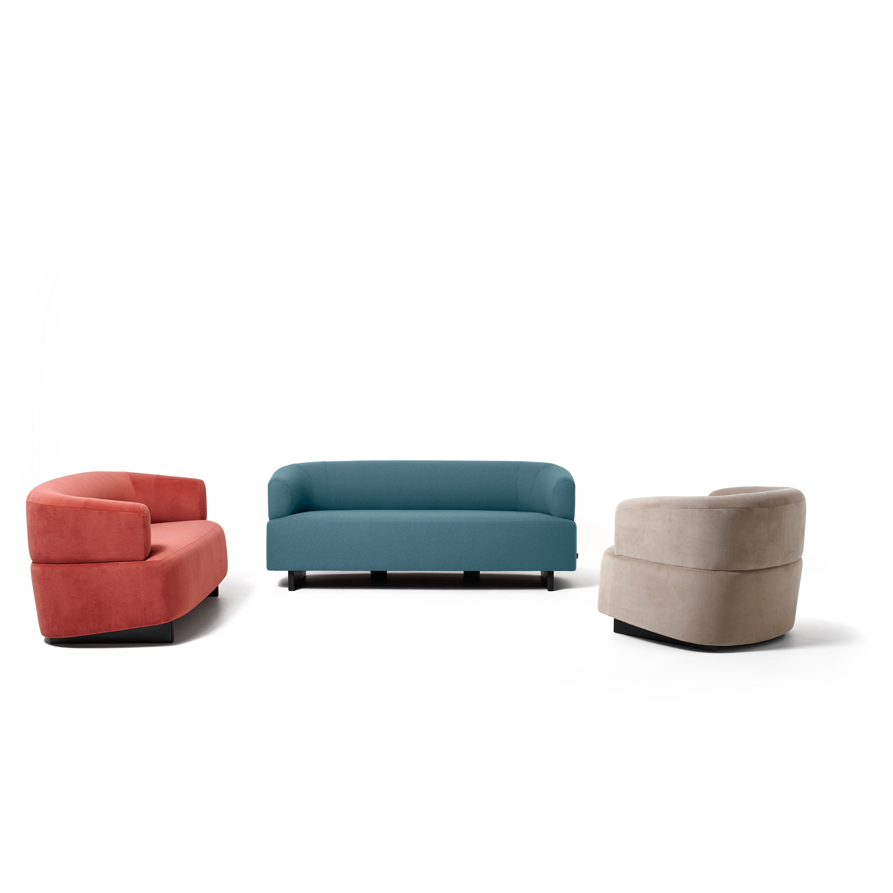 ARMCHAIR AND SOFAS
