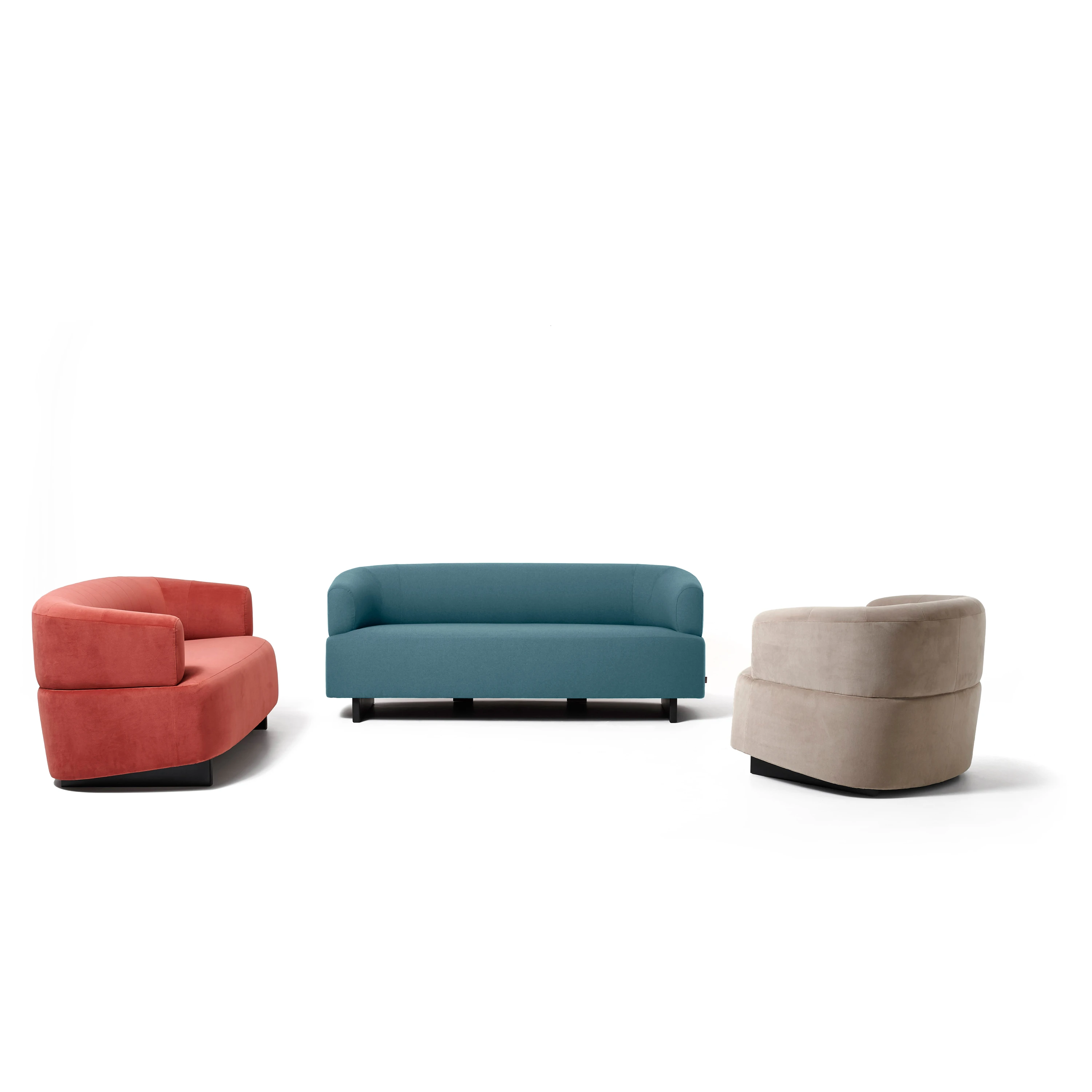 ARMCHAIR AND SOFAS