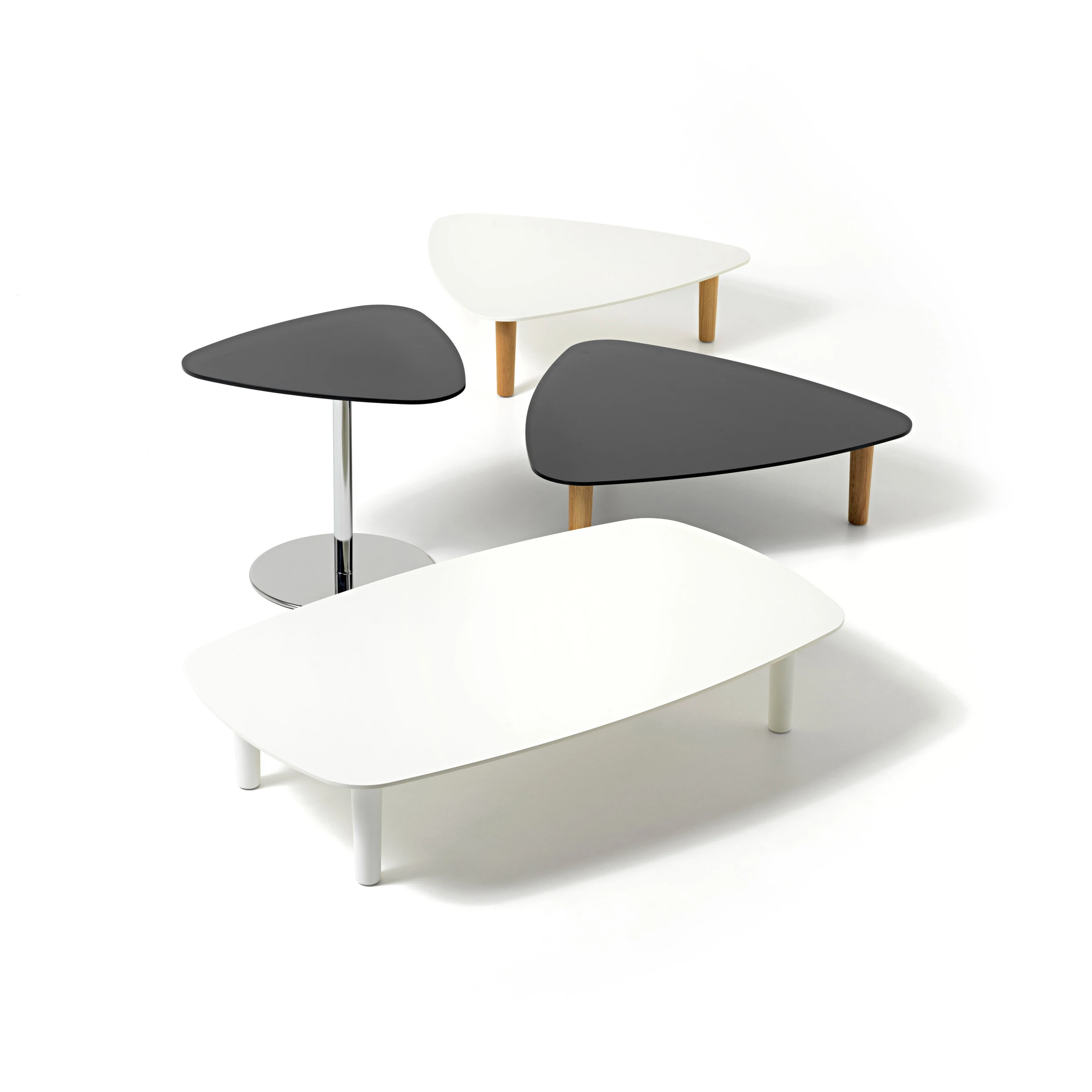 TABLES & ACCESSORIES