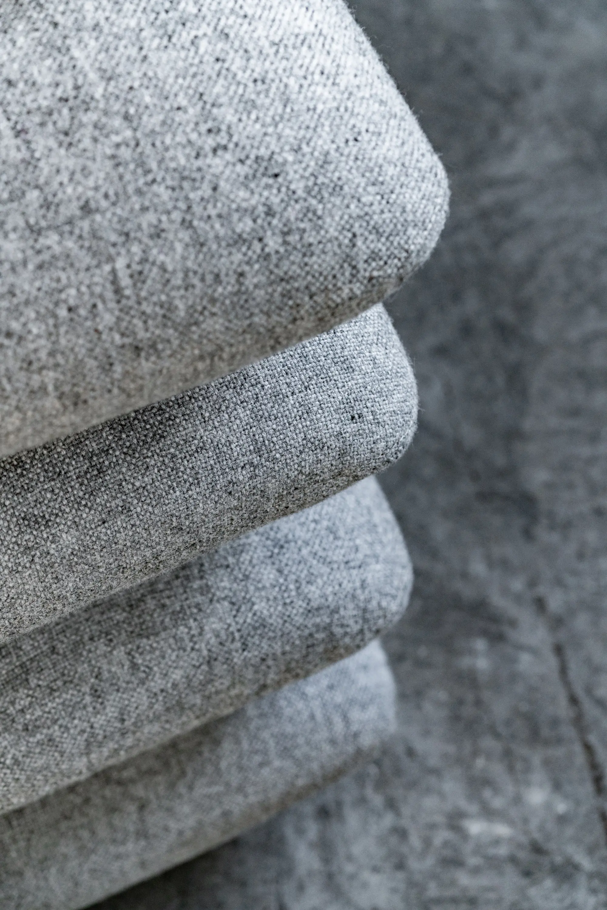 jotjot - Brick chair