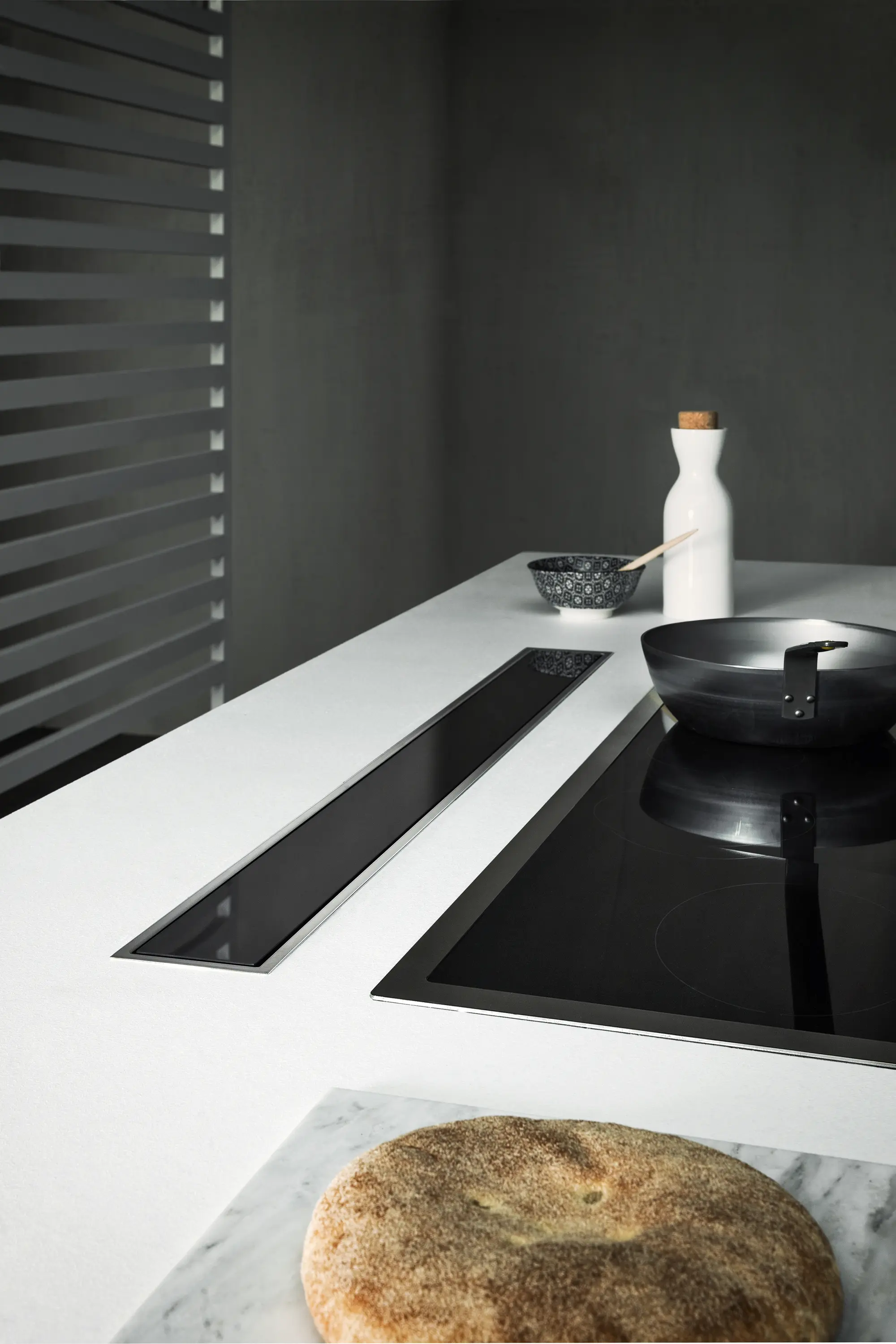 Falmec - Design | Down Draft 90cm Schwarz Umlufthaube