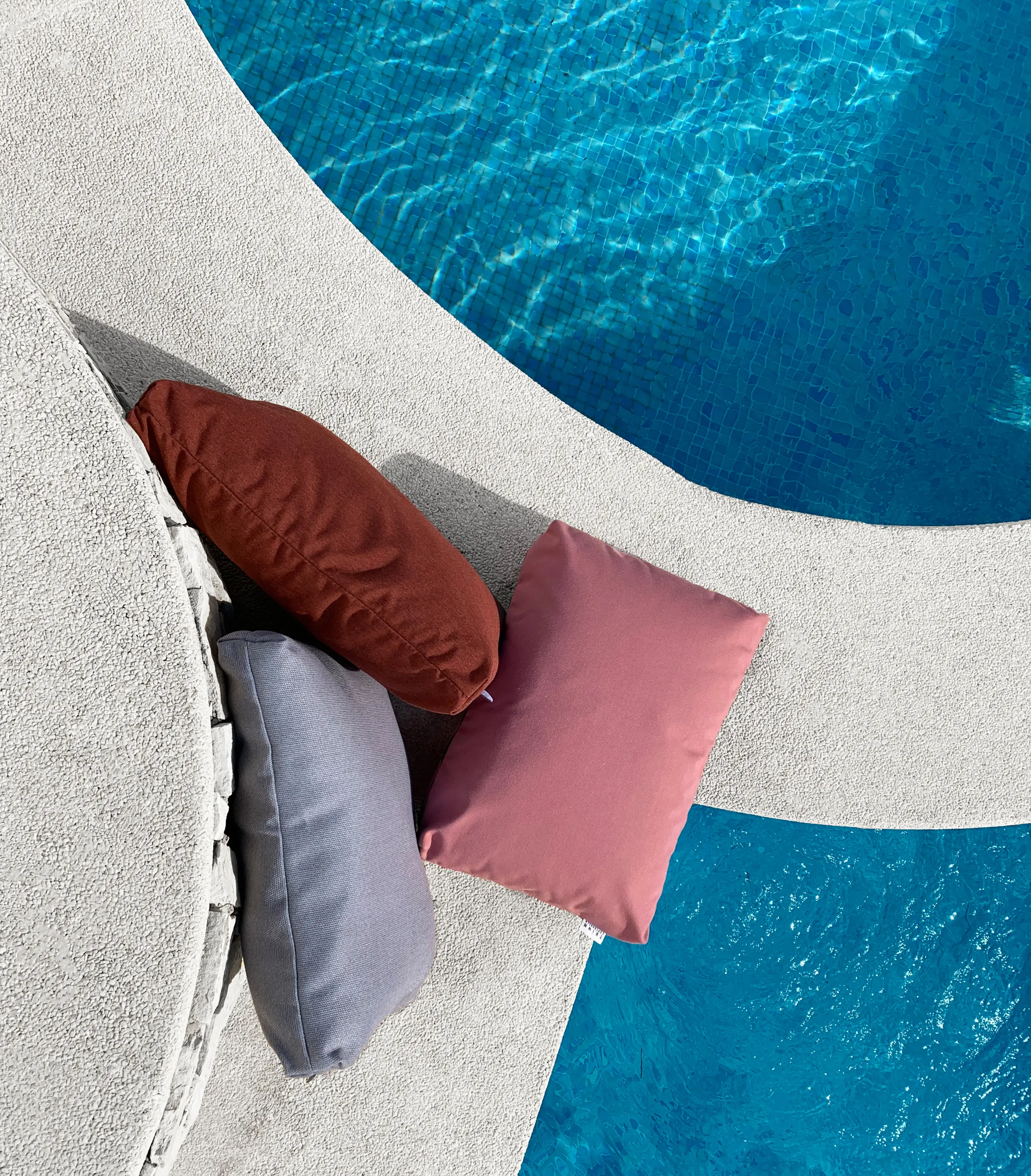 Trimm Copenhagen - Cushion Small Graphite Stripe