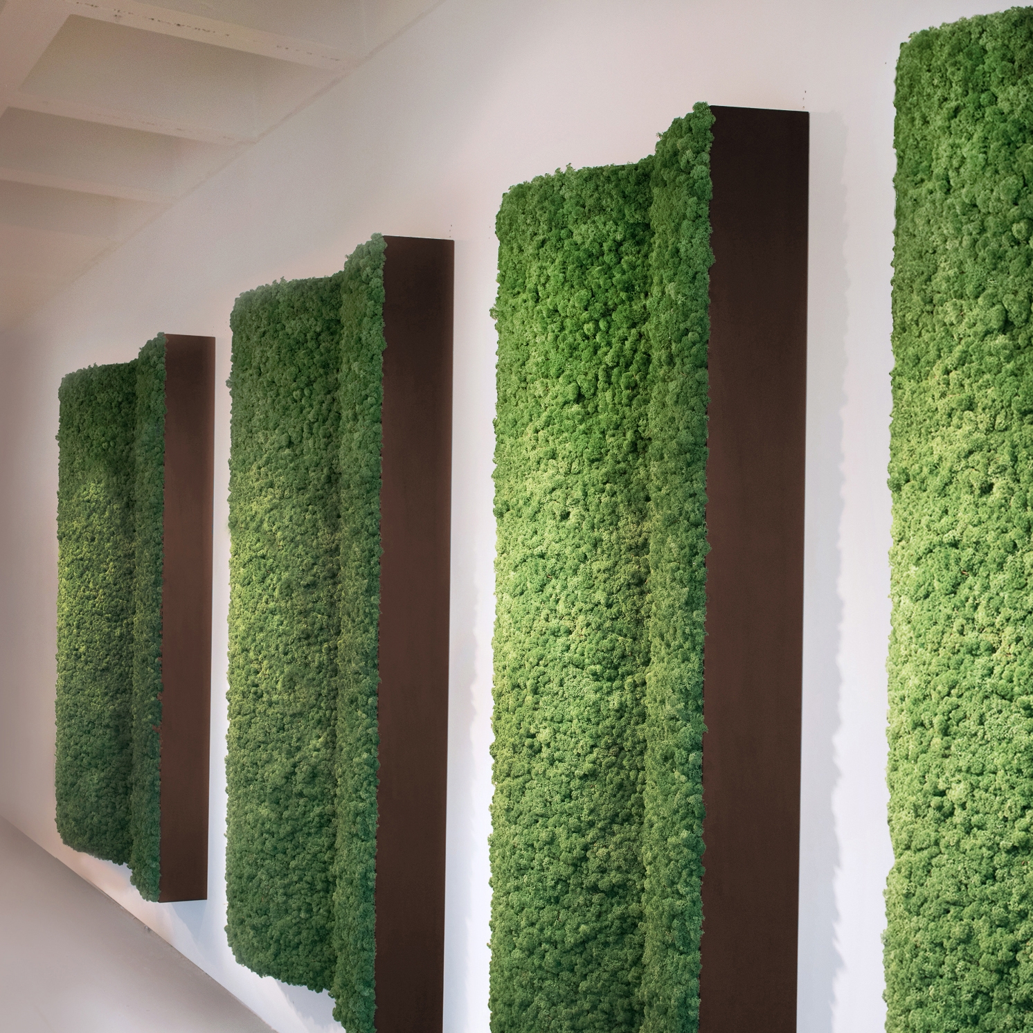 Display product Angled Pillars from manufacturer Greenmood