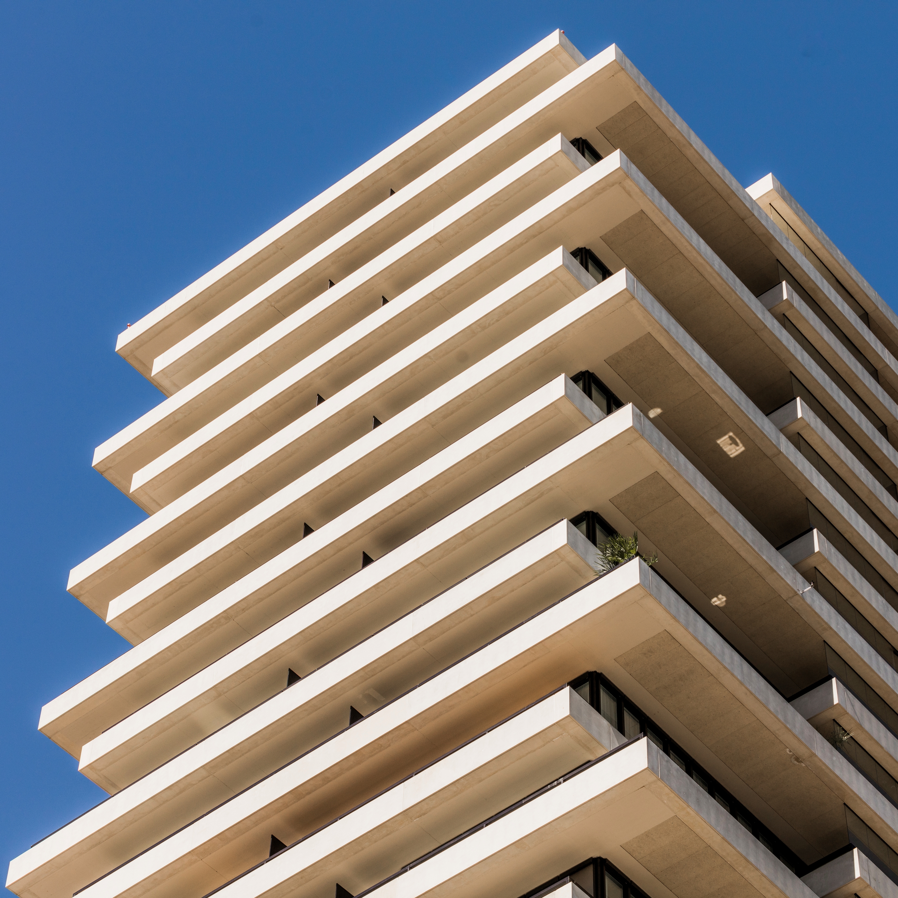 Afficher le produit Balcony slabs du fabricant Elementwerk Istighofen
