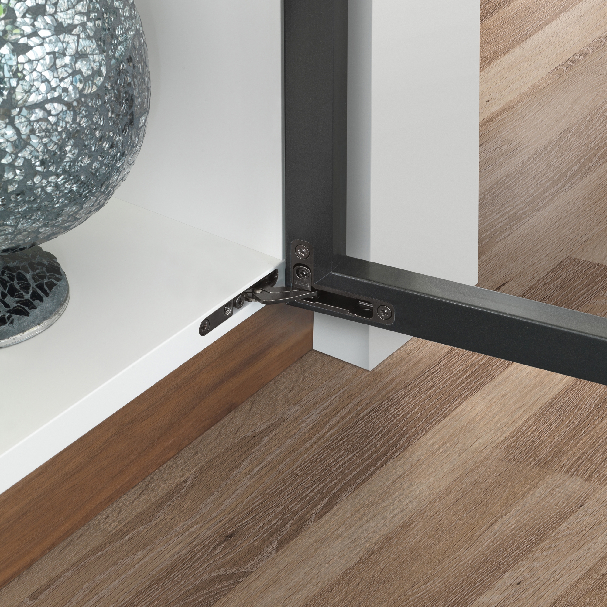 Mostra il prodotto AIR Titanium del produttore Salice
