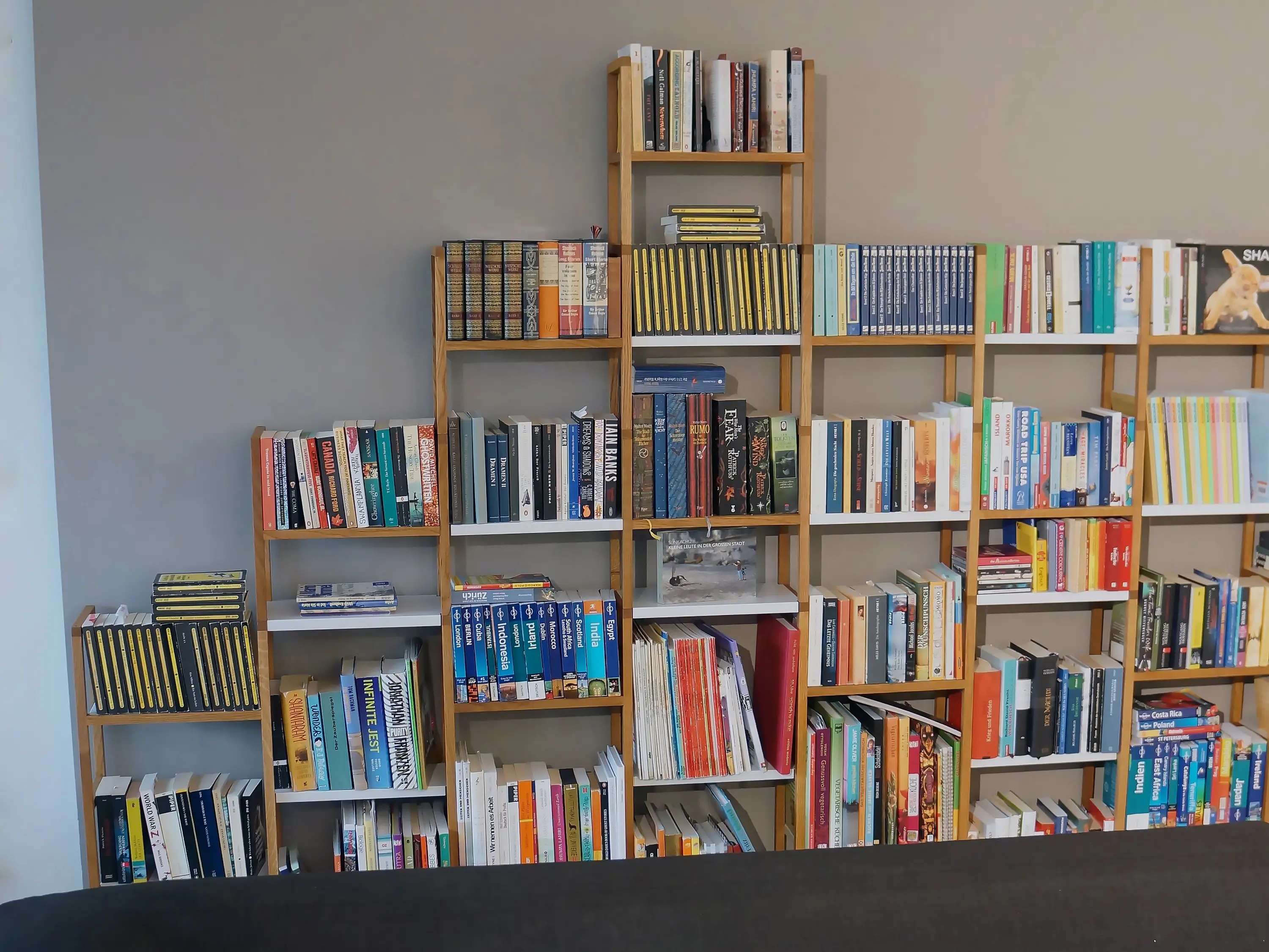 itschi - Bücherregal