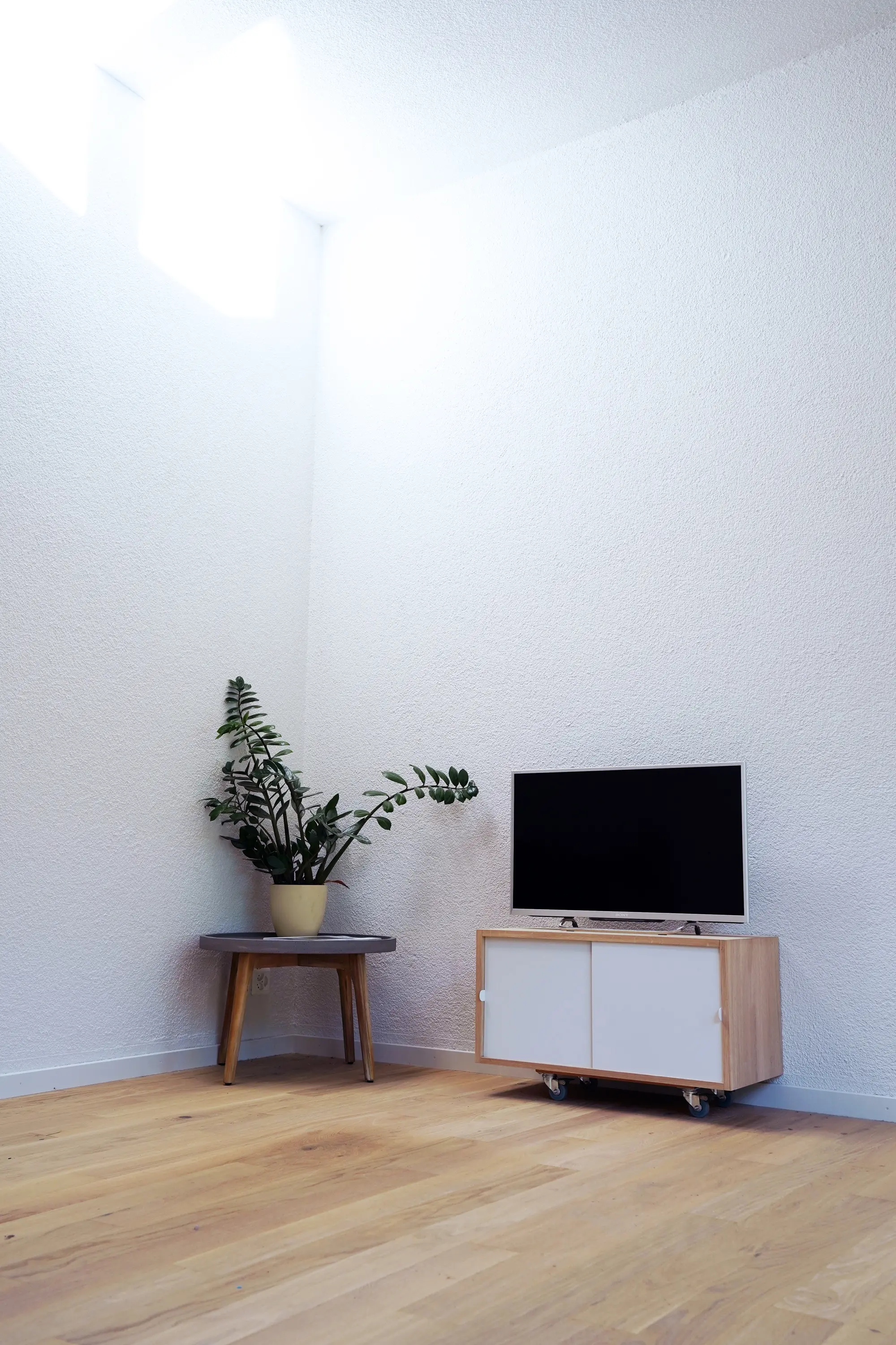 itschi - Fernsehmöbel