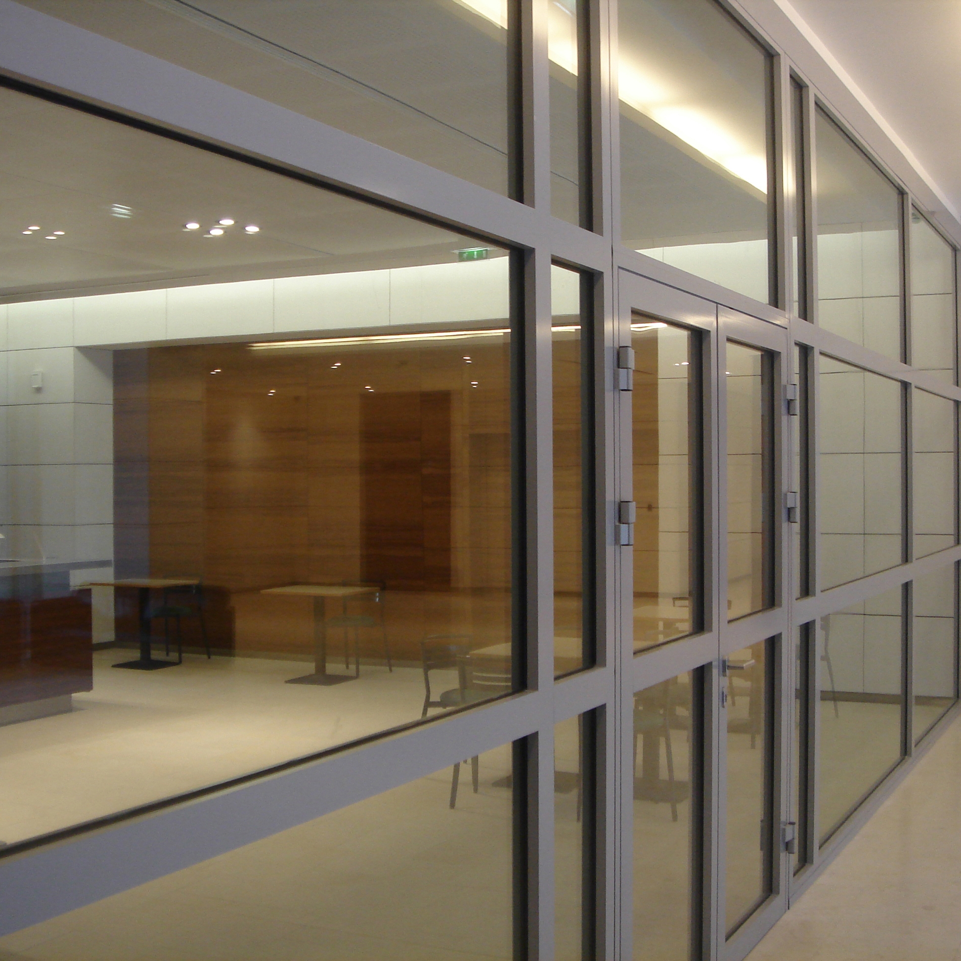 Display product ALUPROTEC Fixed chassis partitions from manufacturer SVF