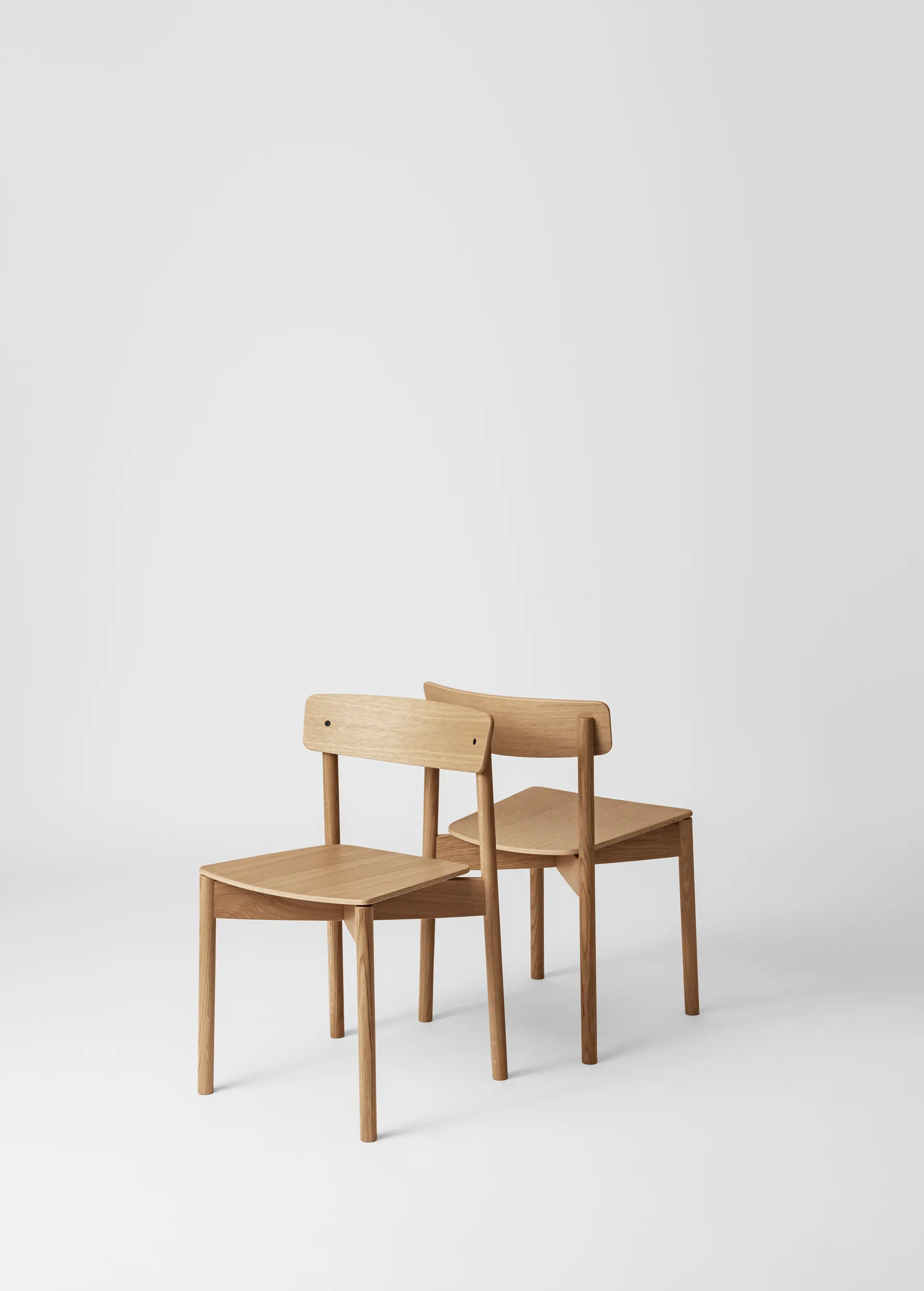 TAKT - T01 | Cross Chair Oak Matt lacquer