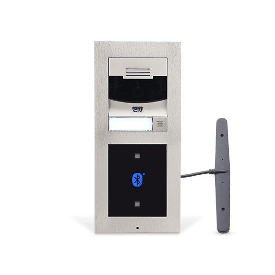 Display product 2N® LTE Verso Silver from manufacturer 2N Telekomunikace