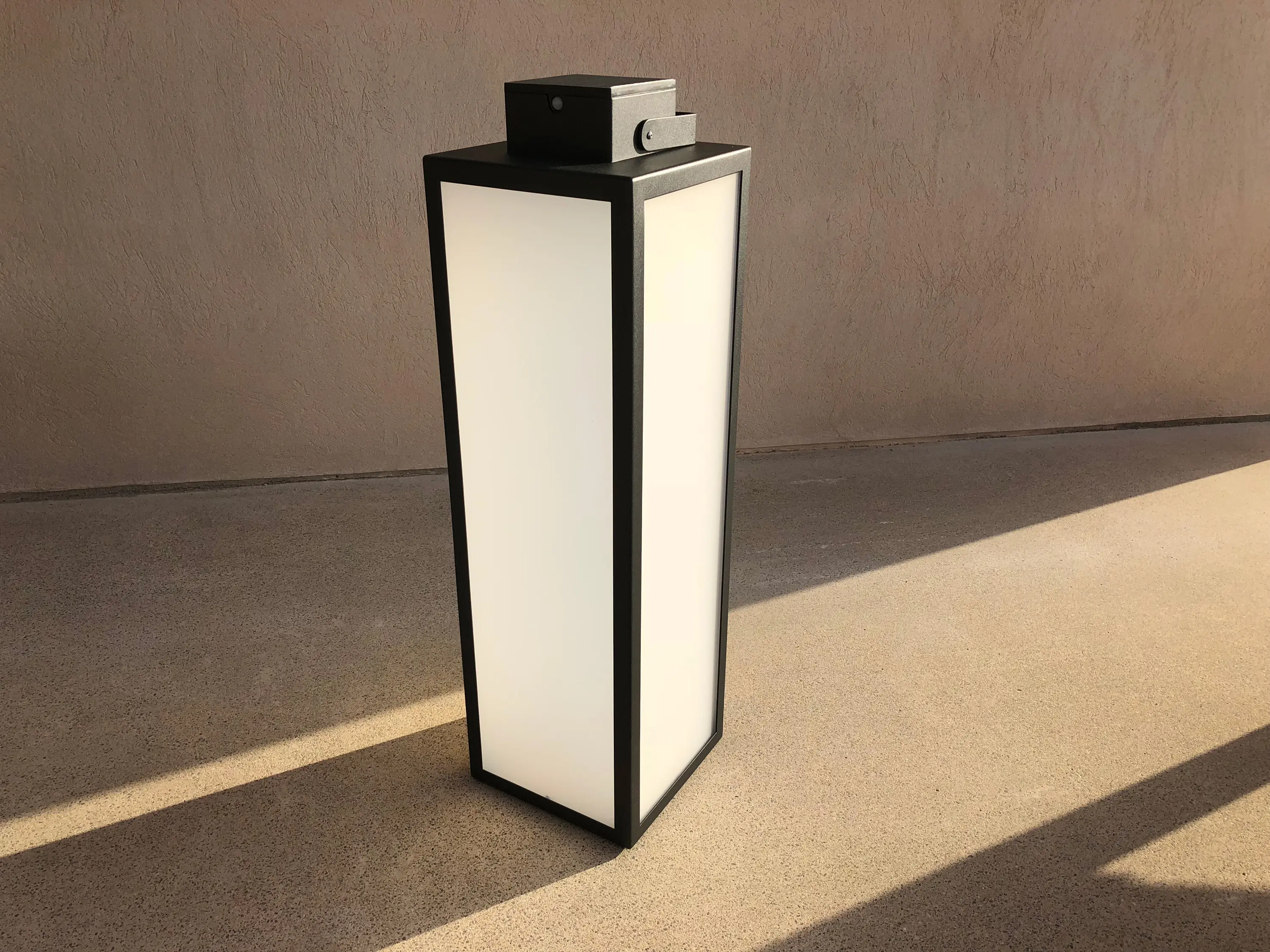 LYX Luminaires - Lanterne SOLAIRE | LAS 900